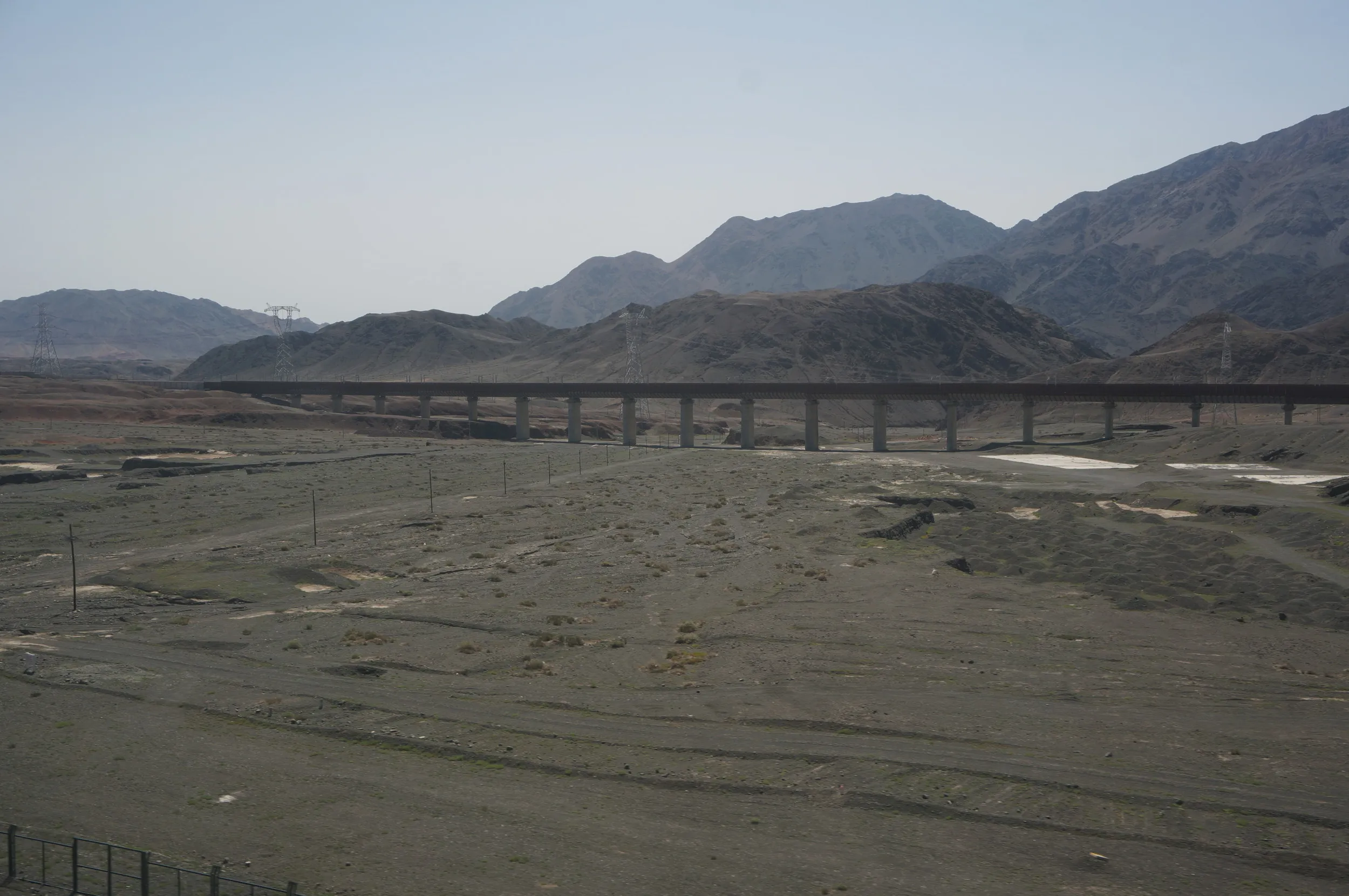 トルファン~ウルムチ間の車窓風景