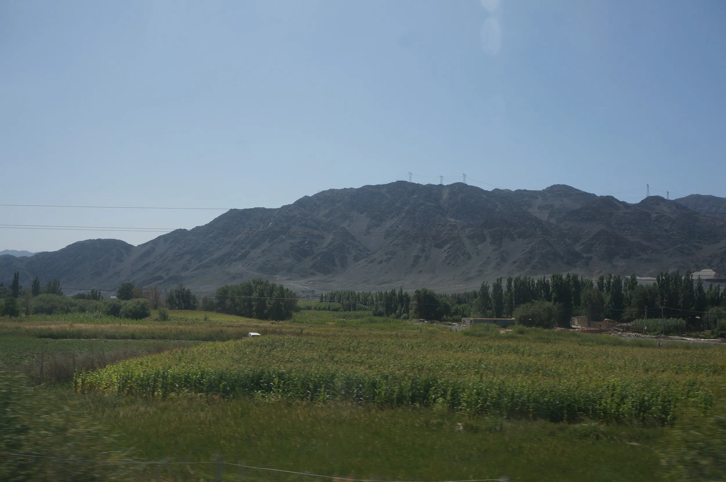 トルファン~ウルムチ間の車窓風景