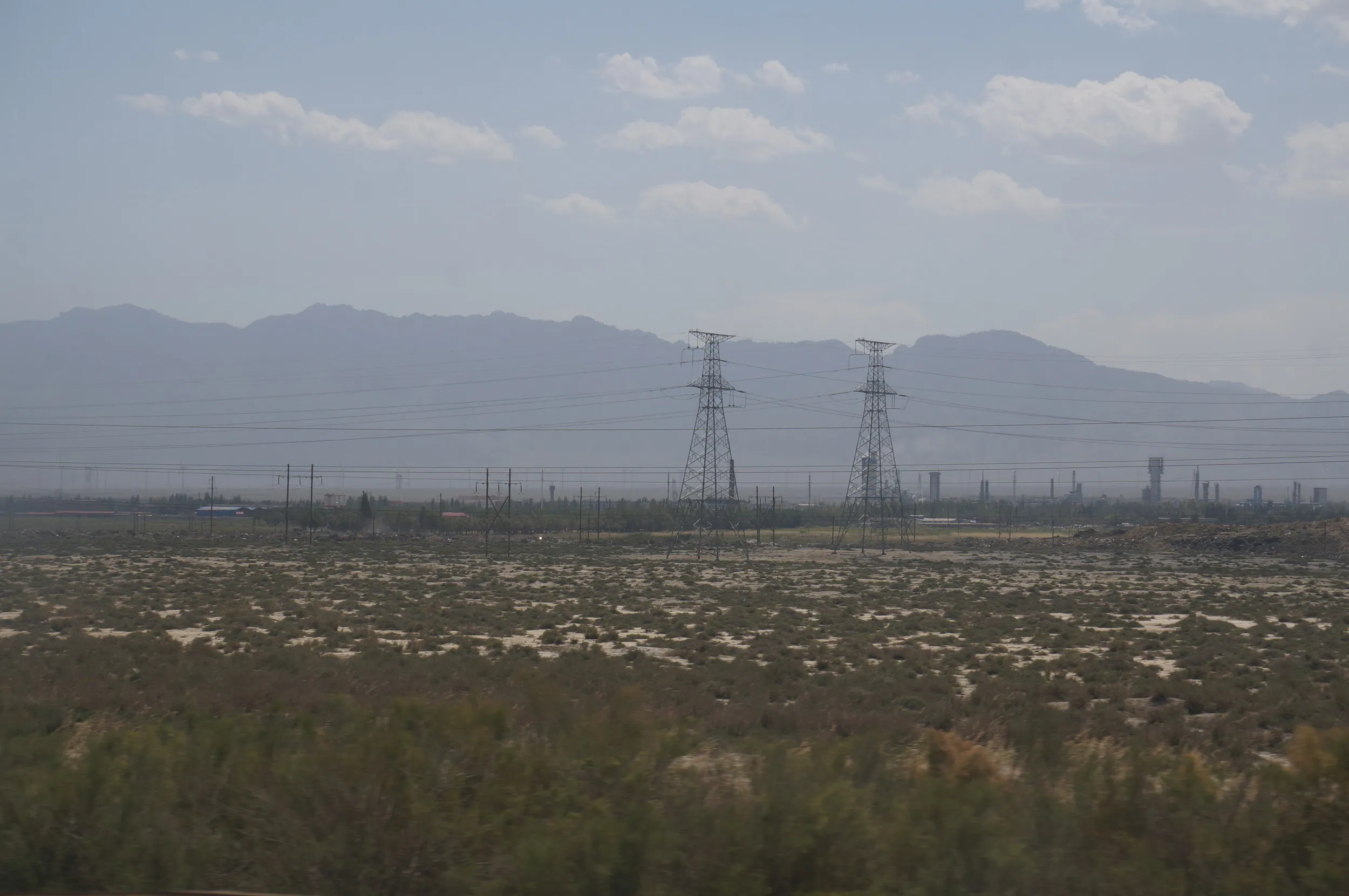 トルファン~ウルムチ間の車窓風景
