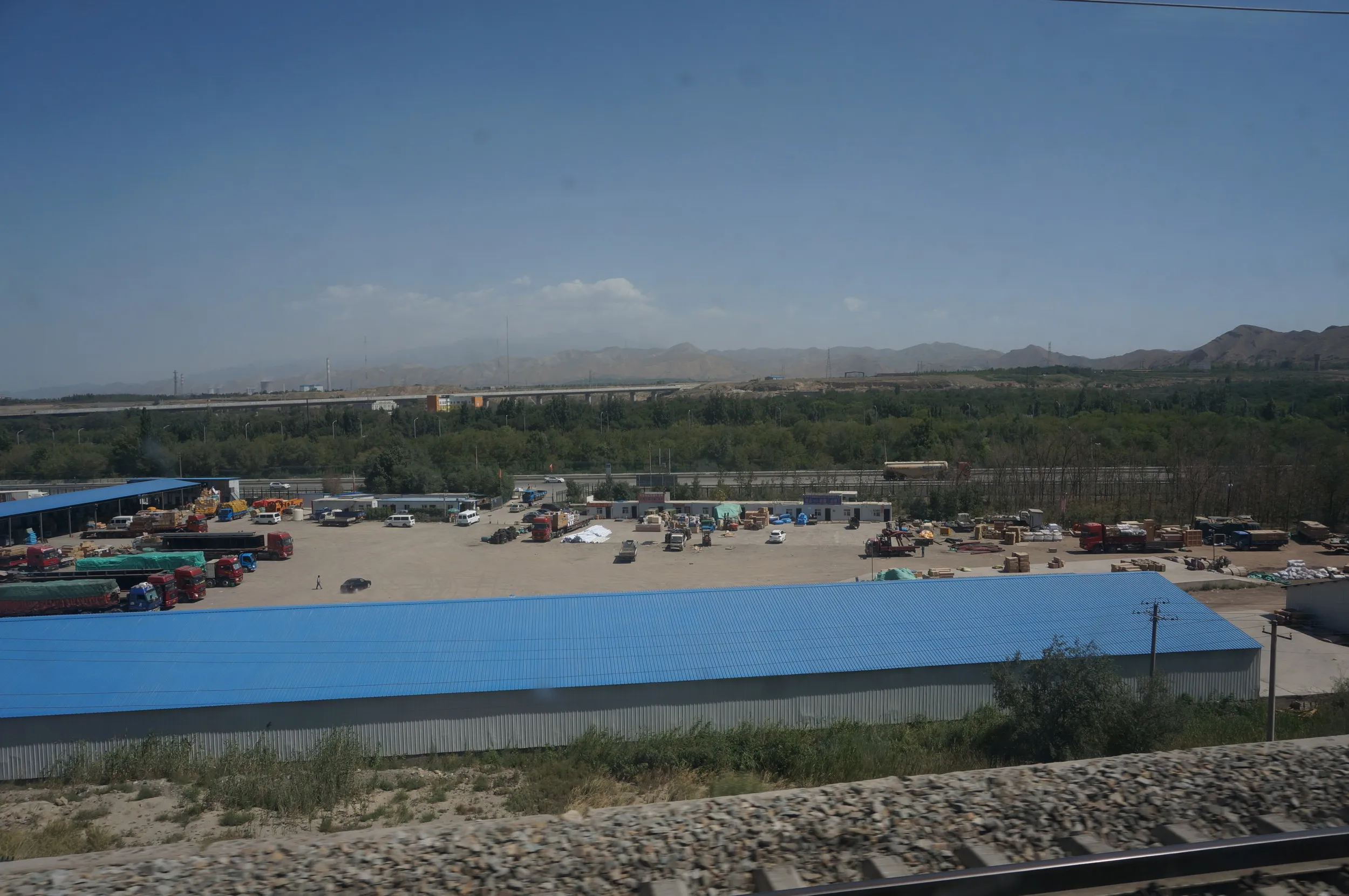 トルファン~ウルムチ間の車窓風景