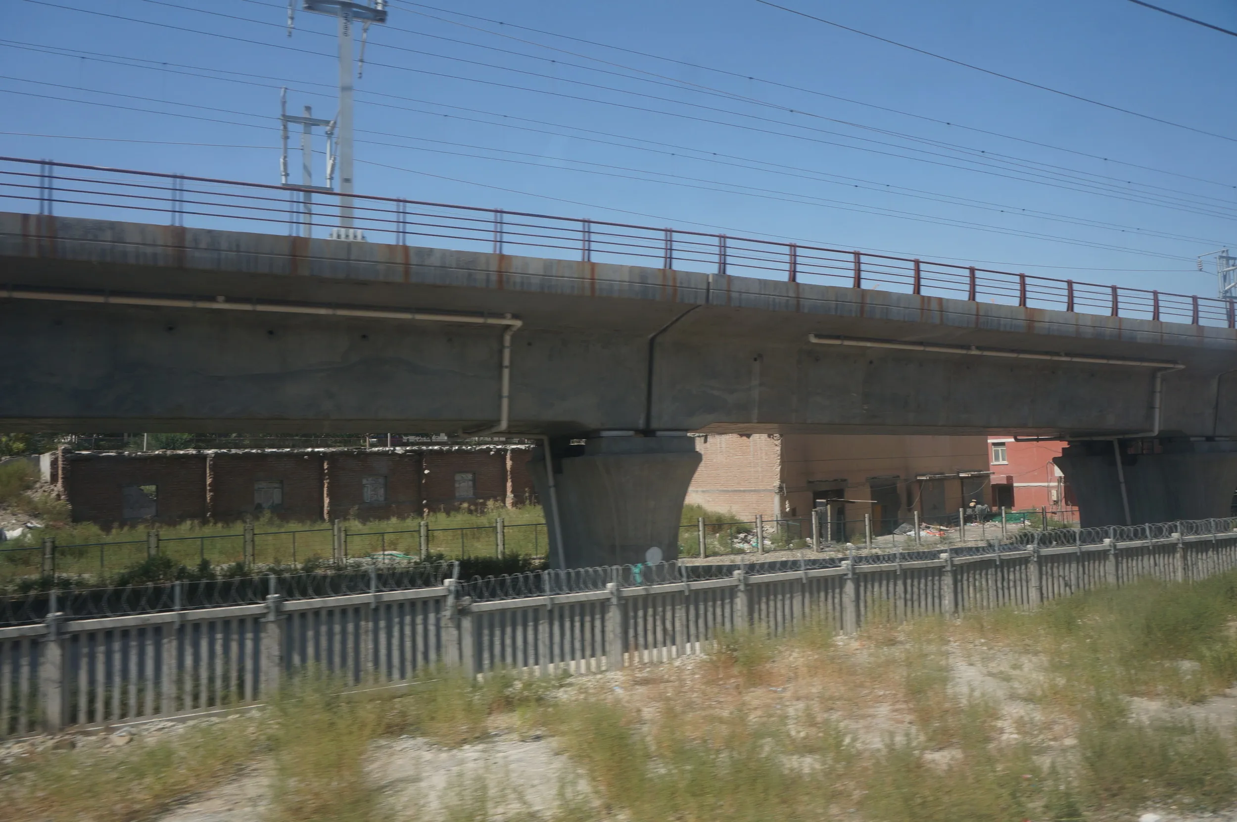 トルファン~ウルムチ間の車窓風景