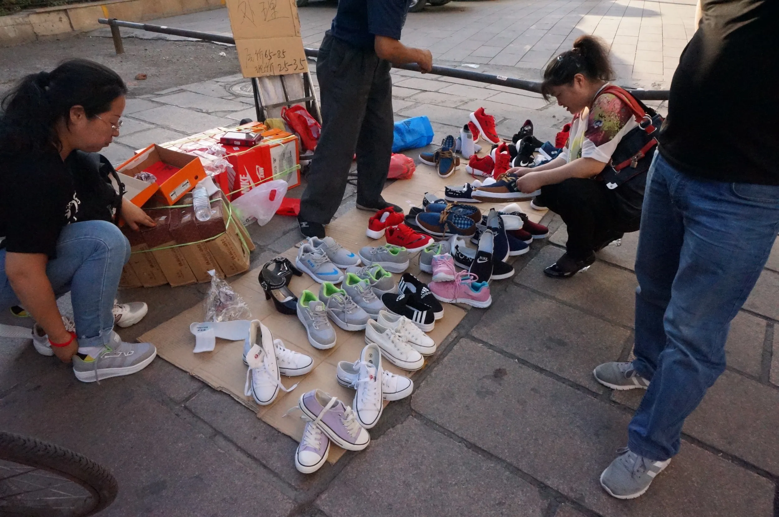 靴を25元で購入!