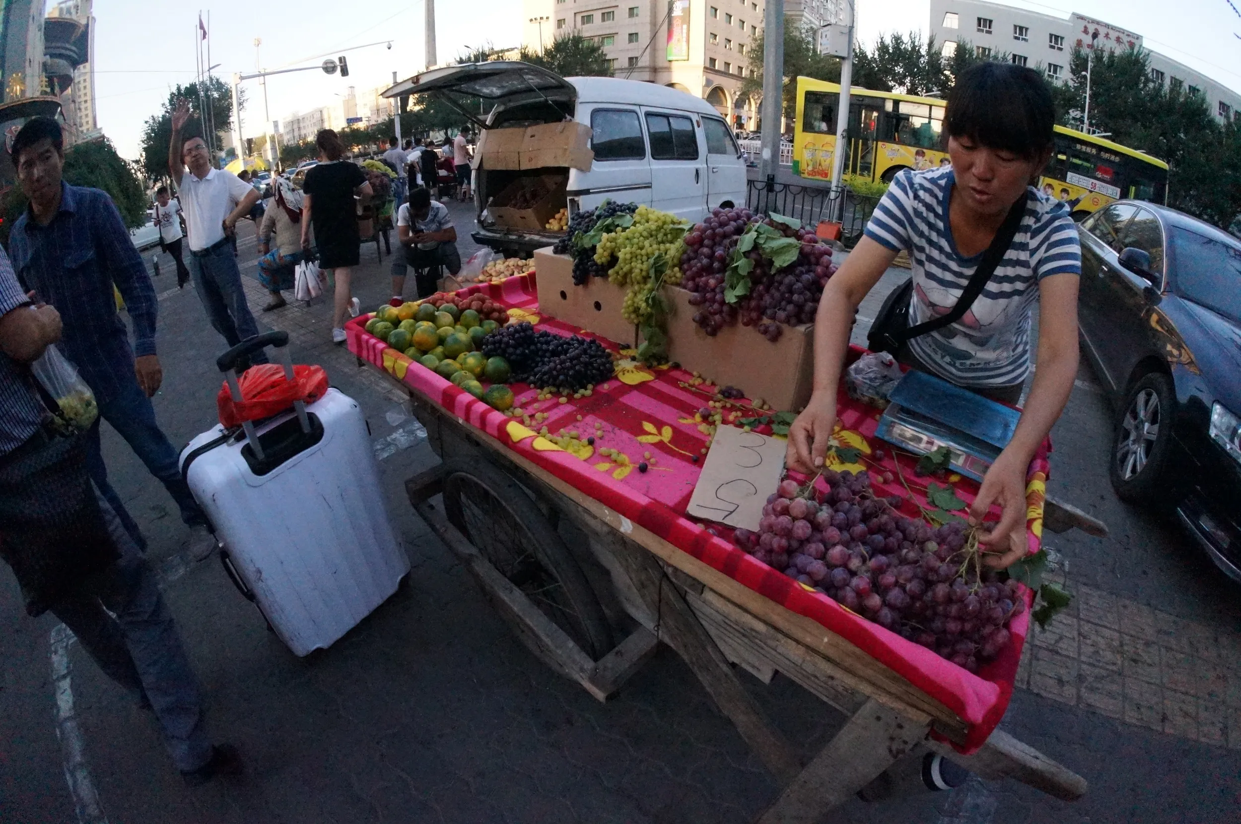 葡萄売りの屋台