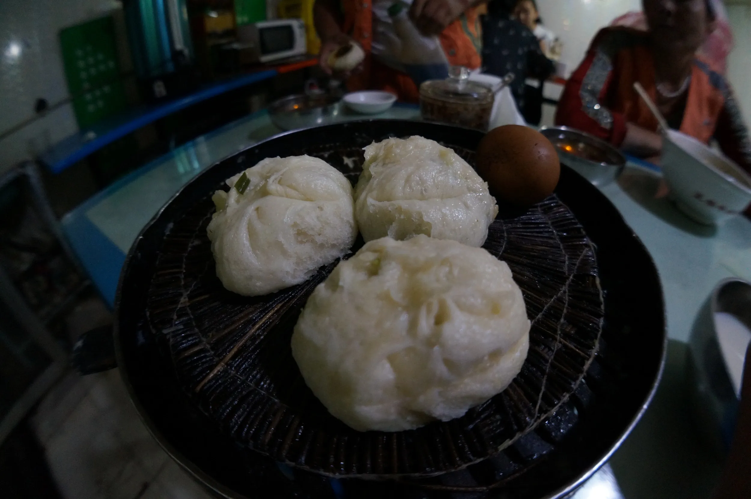 ニラ玉まんを食す
