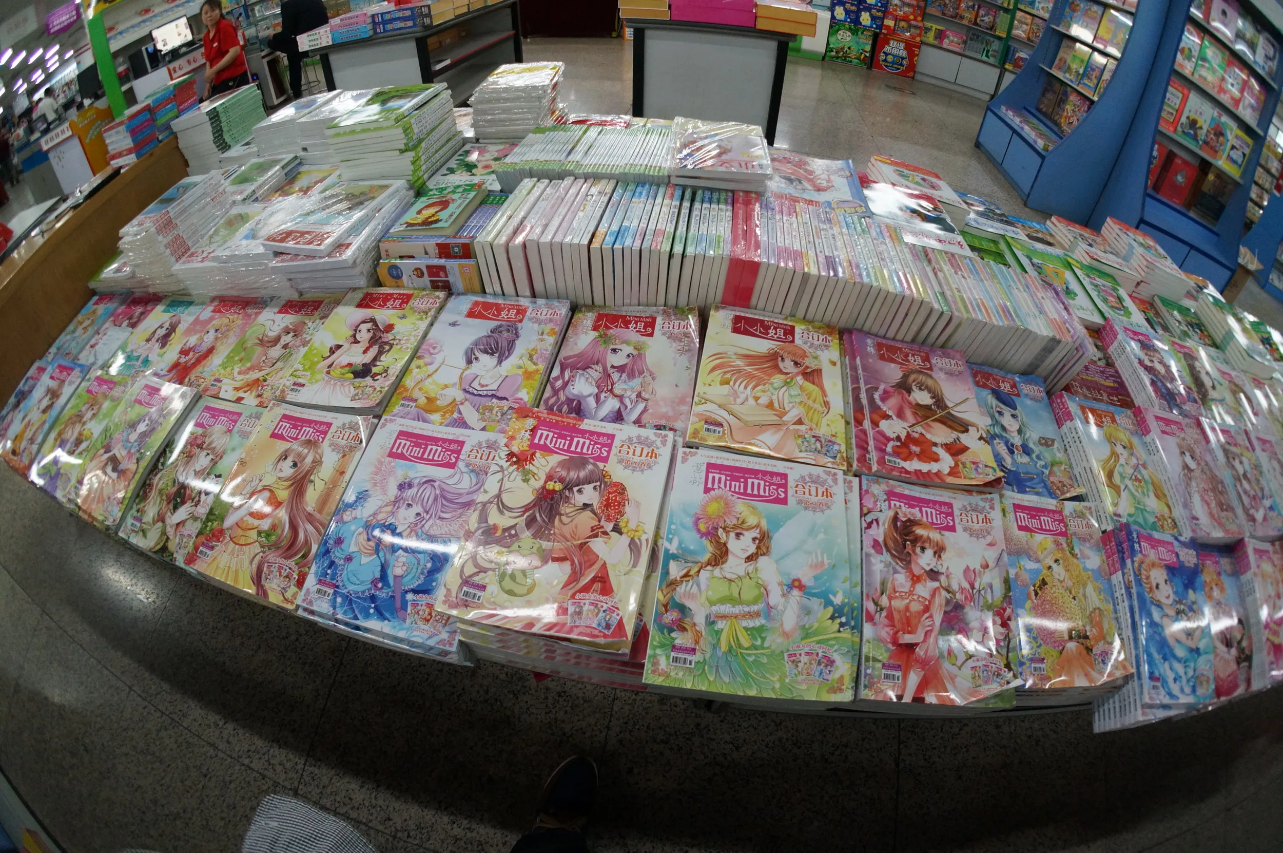 新華書店の店内