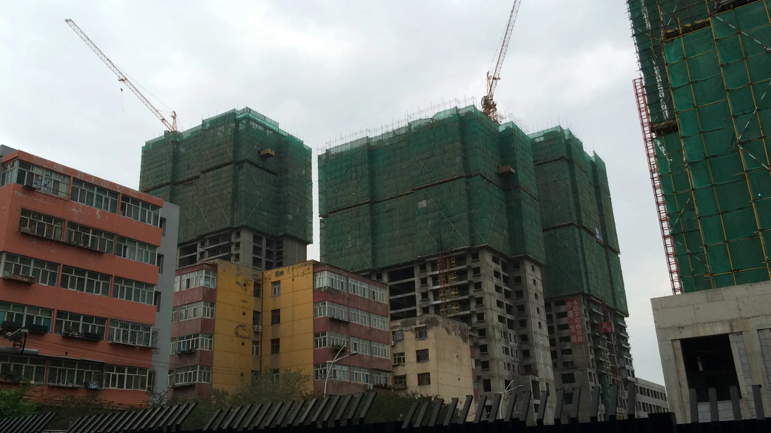 帰りのバスと風景