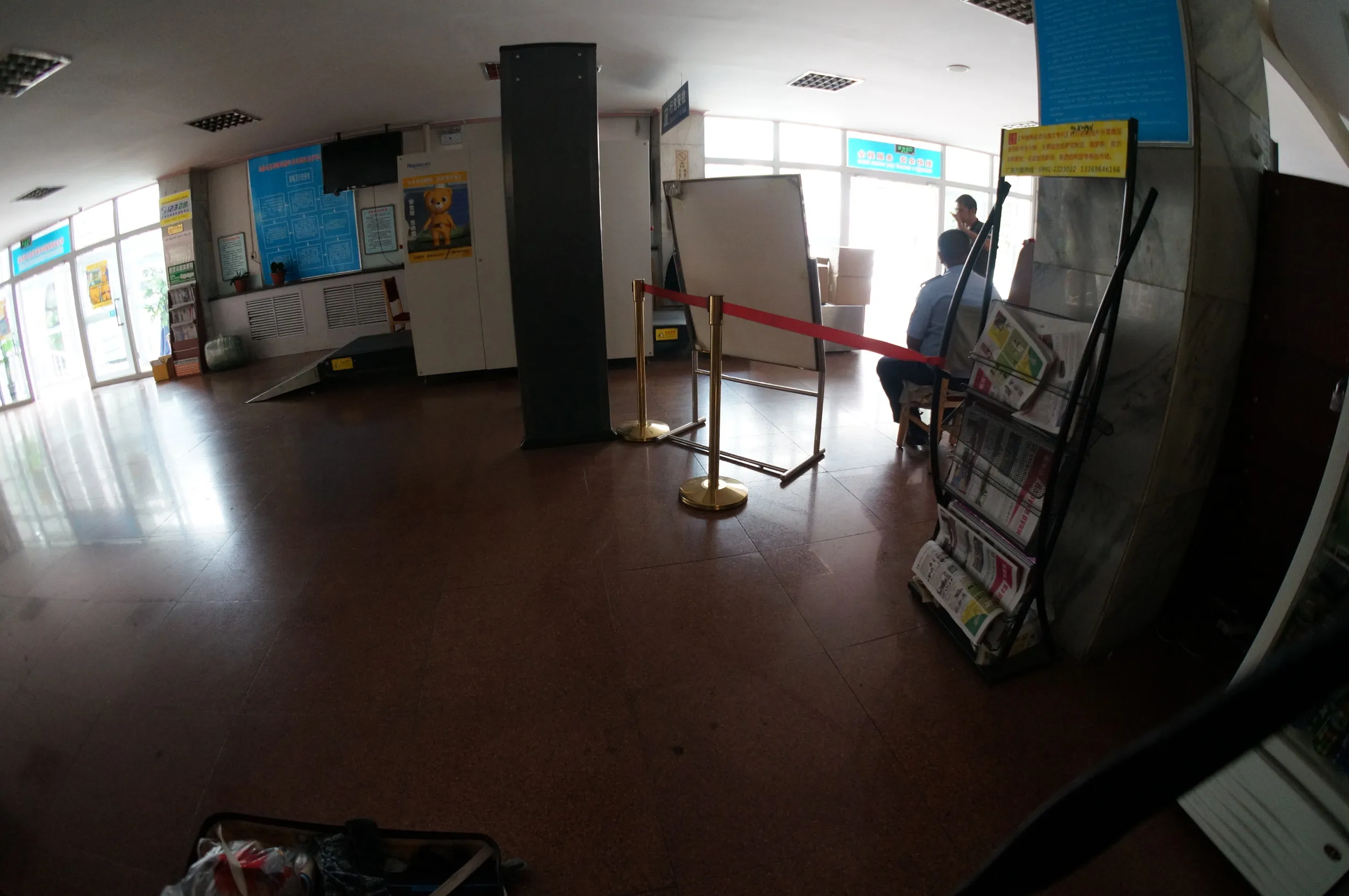 国際バスターミナルの待合室