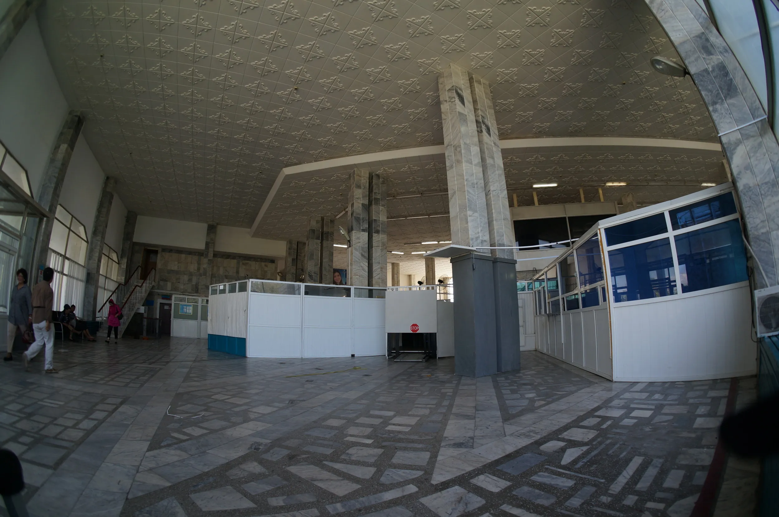 ホルゴスの出入国管理所