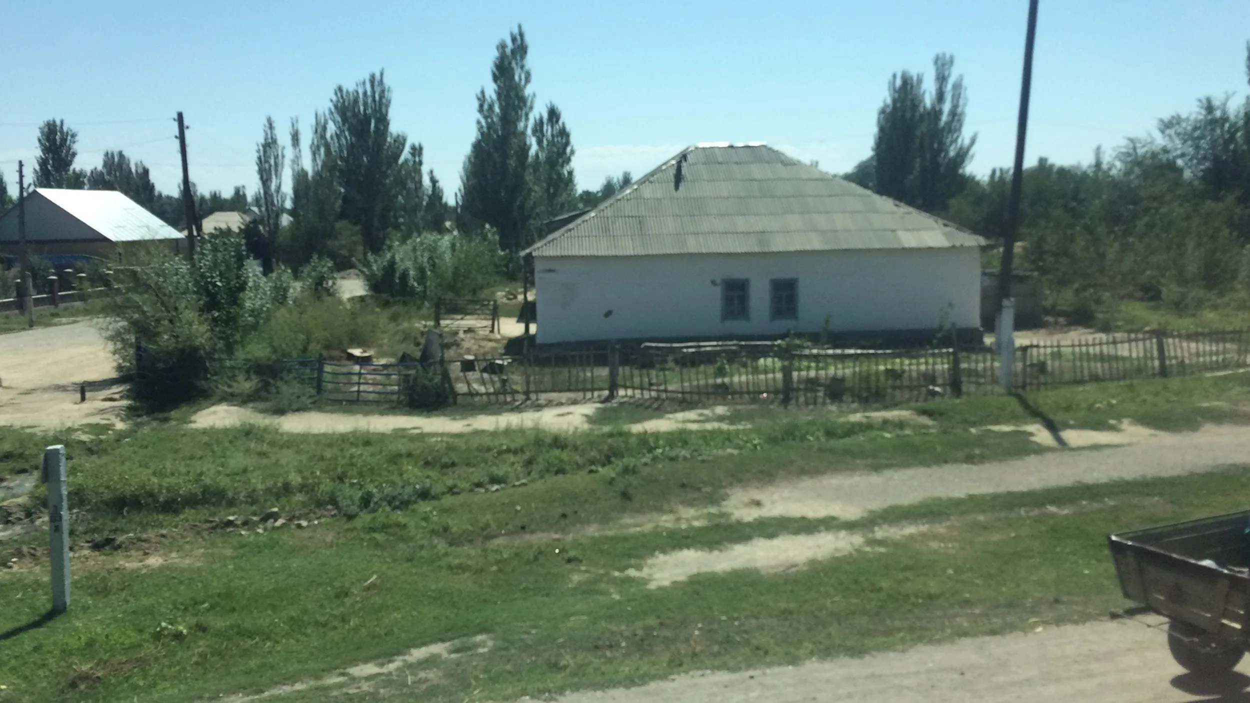 ピトジム（Пиджим）郊外の風景