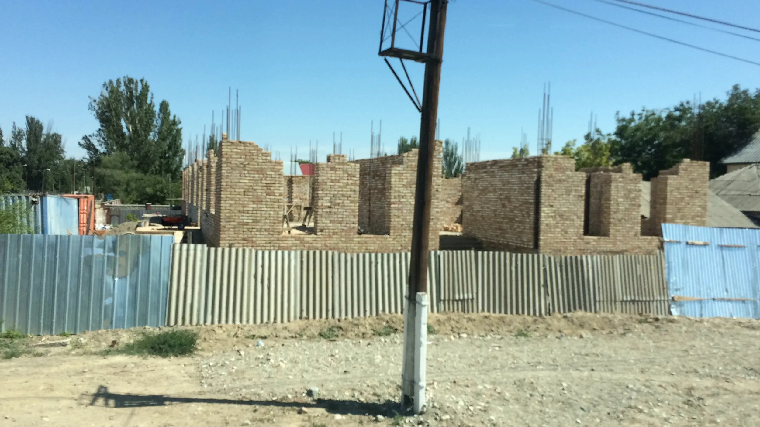 ピトジム（Пиджим）郊外の風景