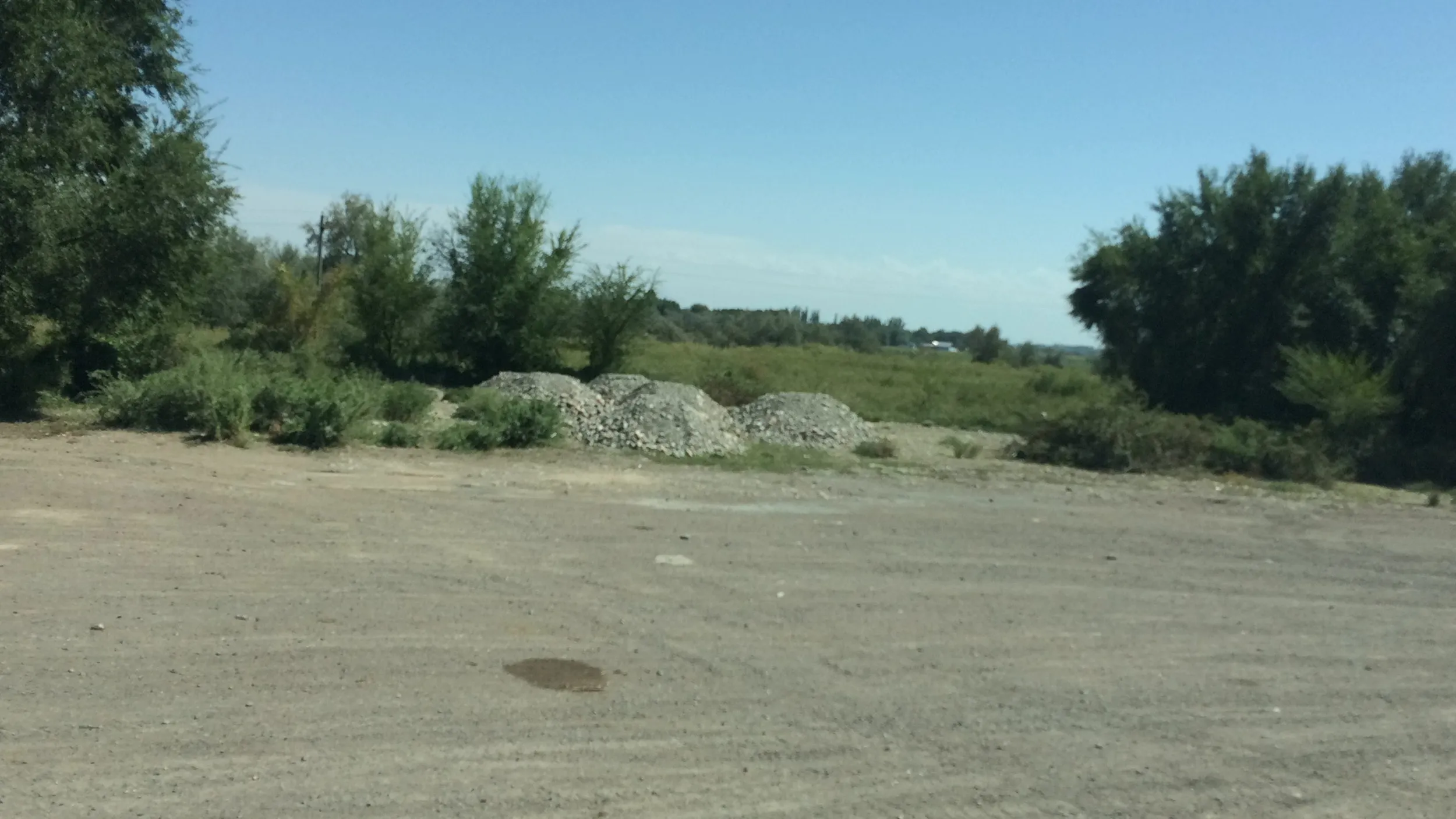 ピトジム（Пиджим）郊外の風景