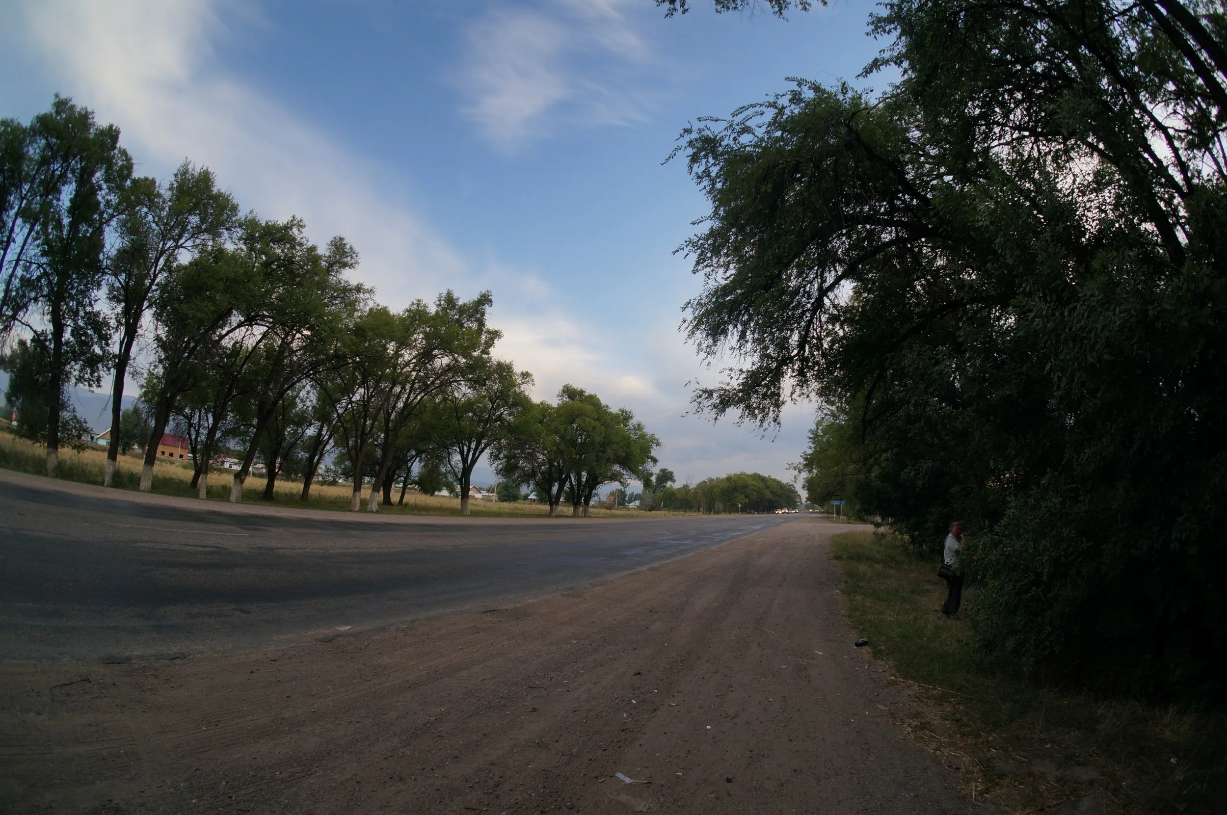 エフゲニエフカ（Евгеньевка）付近で小休憩