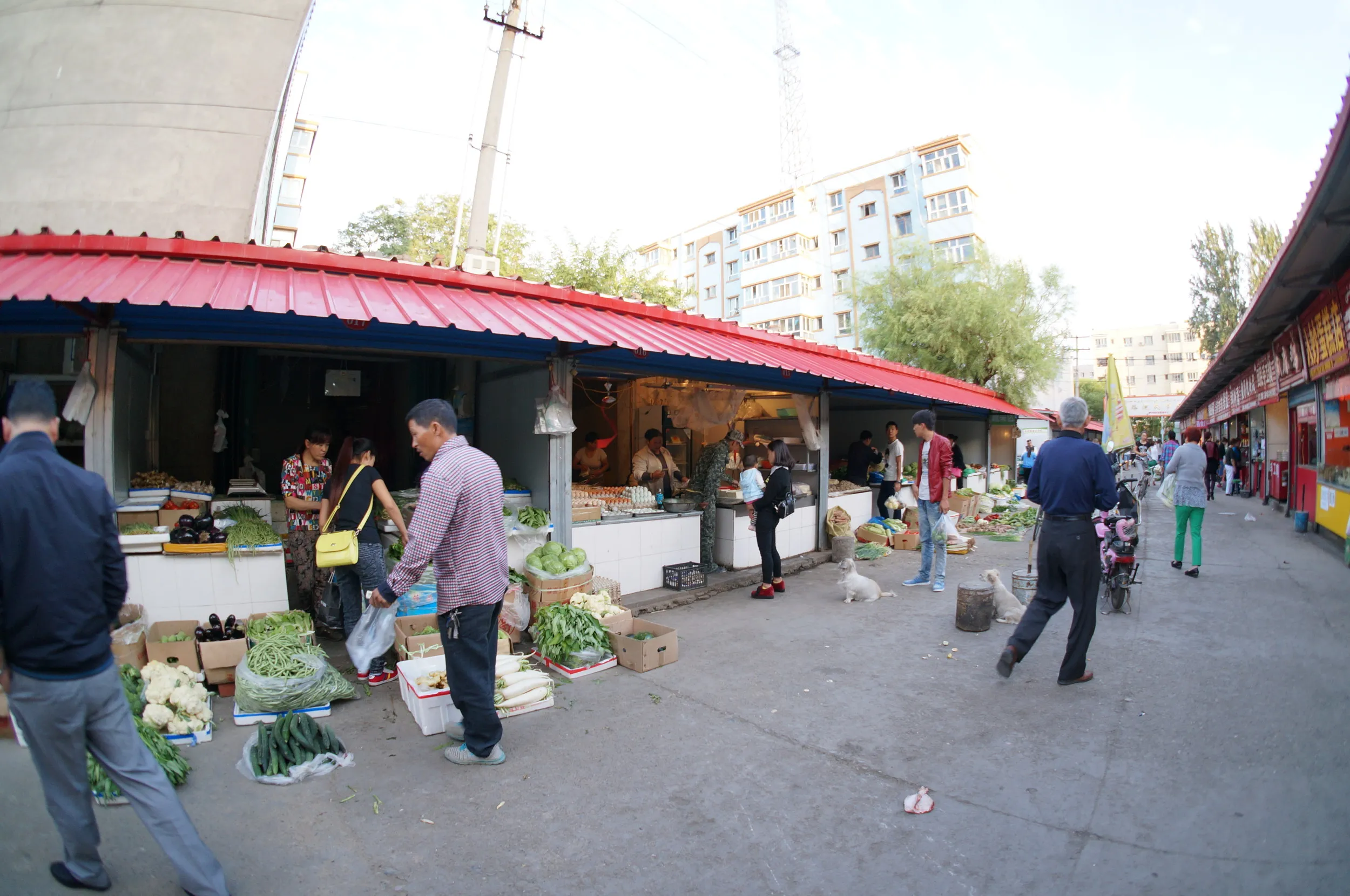 軍墾路便民市場の風景