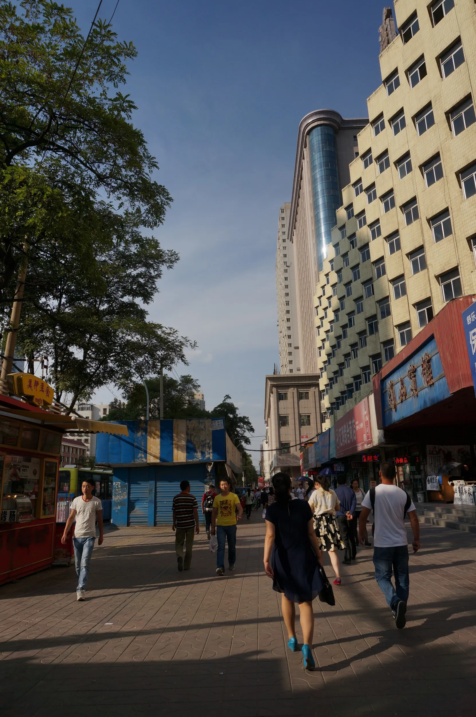 天水南路の風景