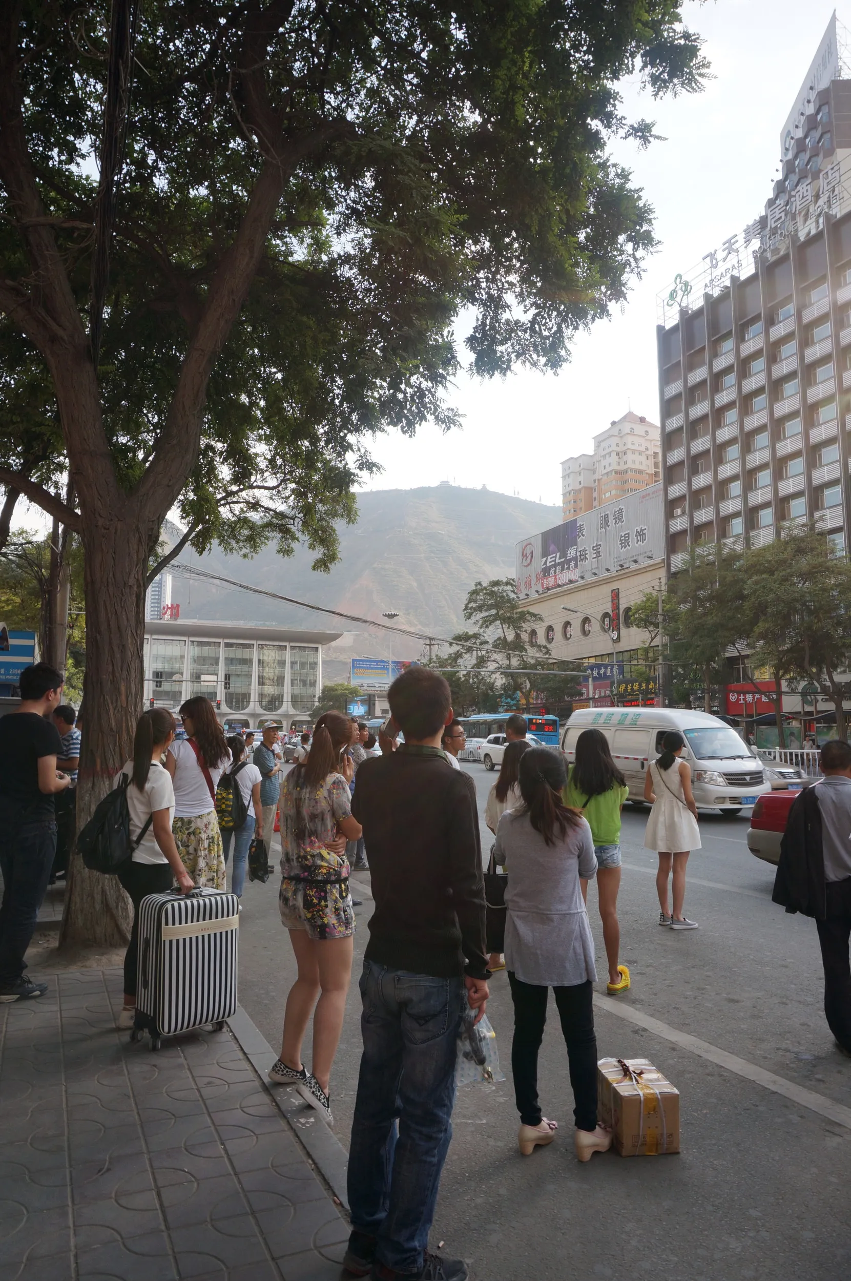 天水南路のバス停