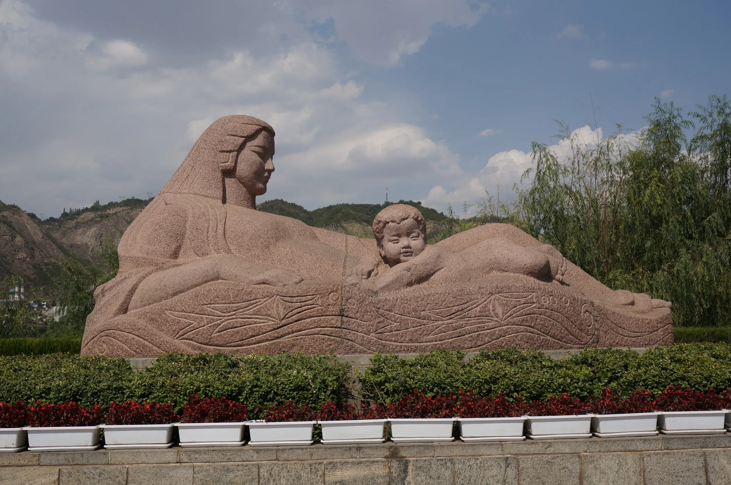 黄河母親像へ到着