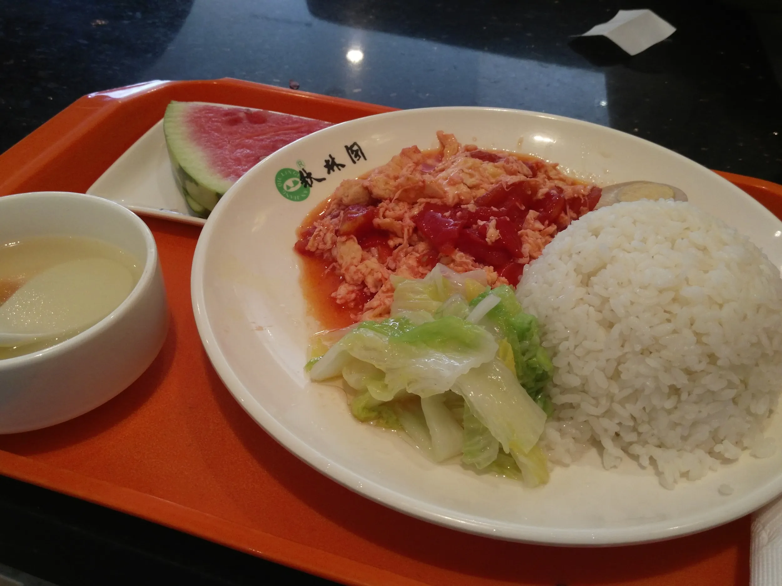 卵とトマト炒めご飯