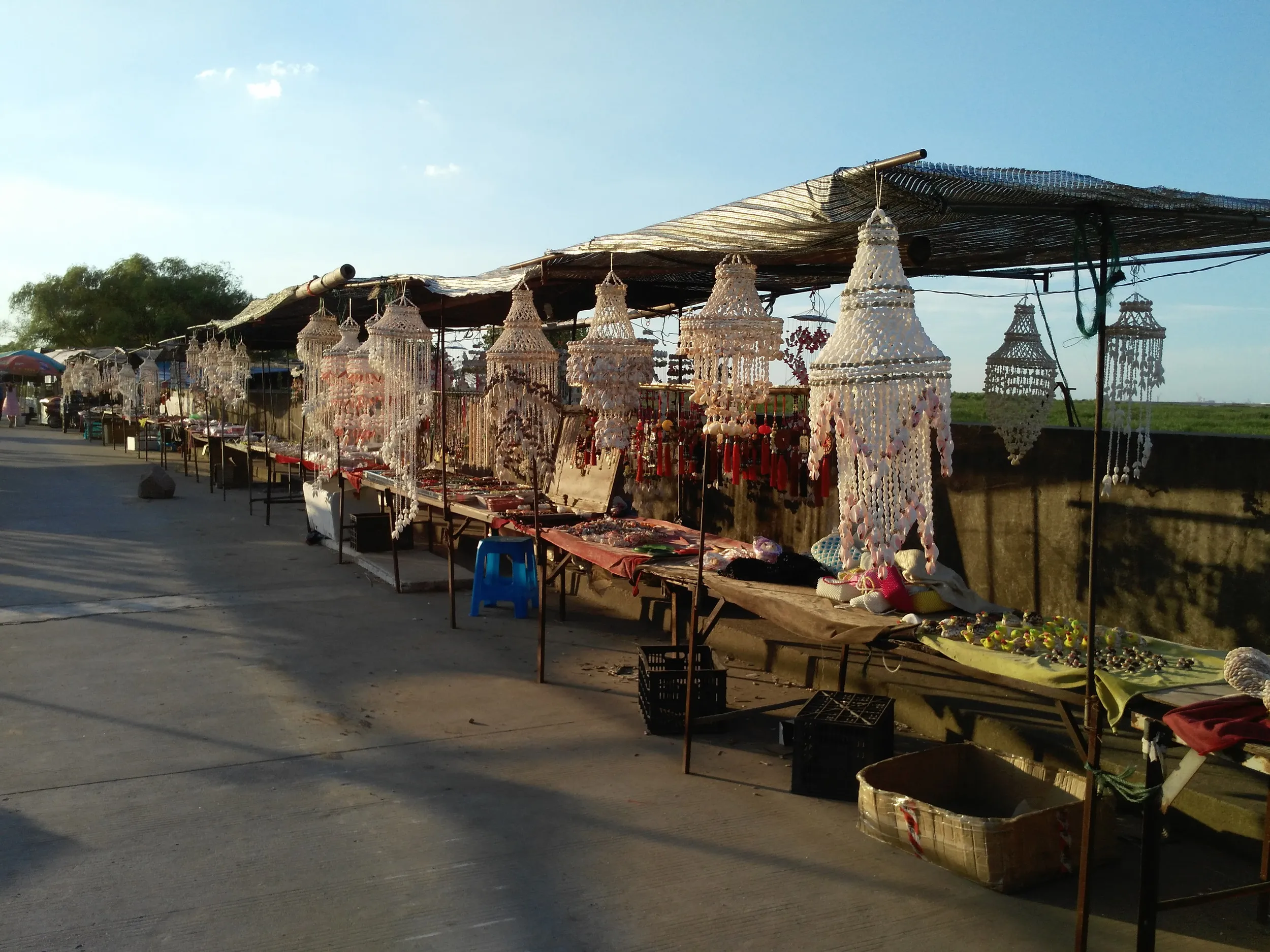 海水浴場の入口へ戻る