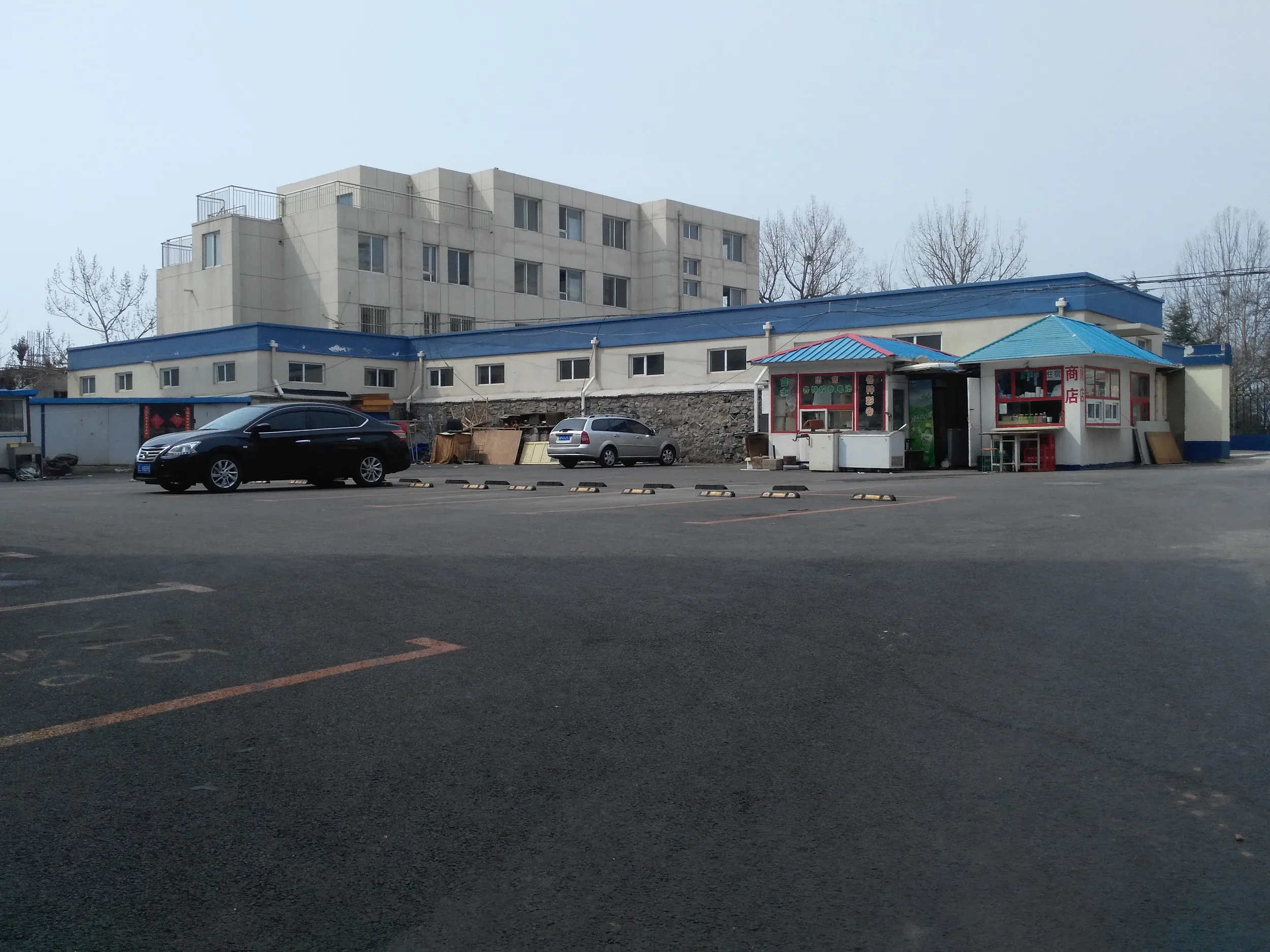 ユースホステル前の風景