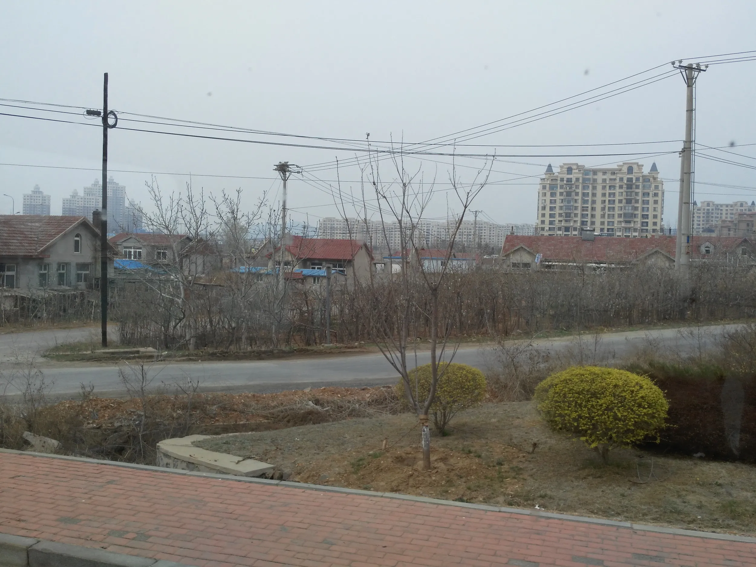 旅順へ向かうバス車窓