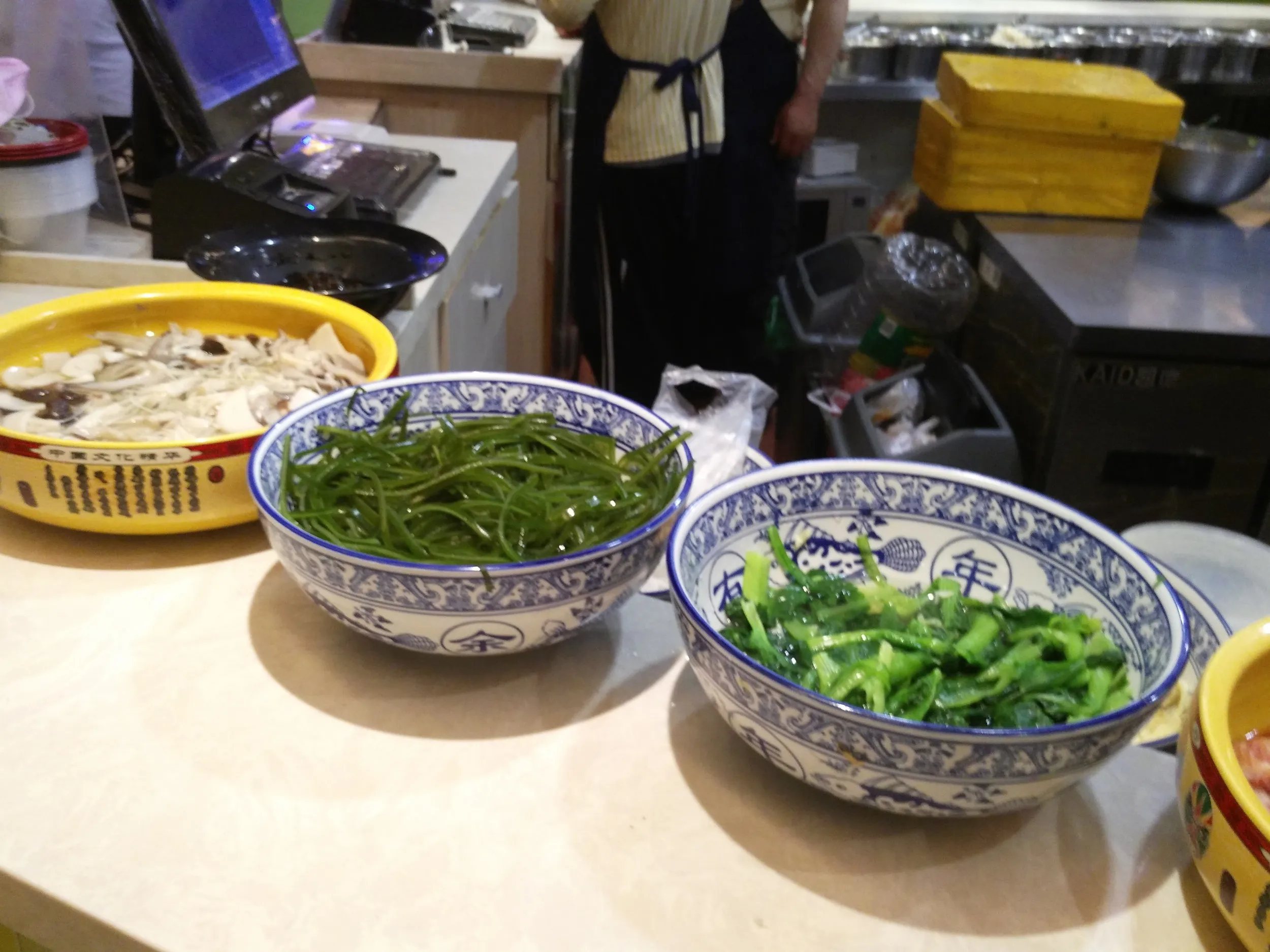 ナマズや草魚の料理店