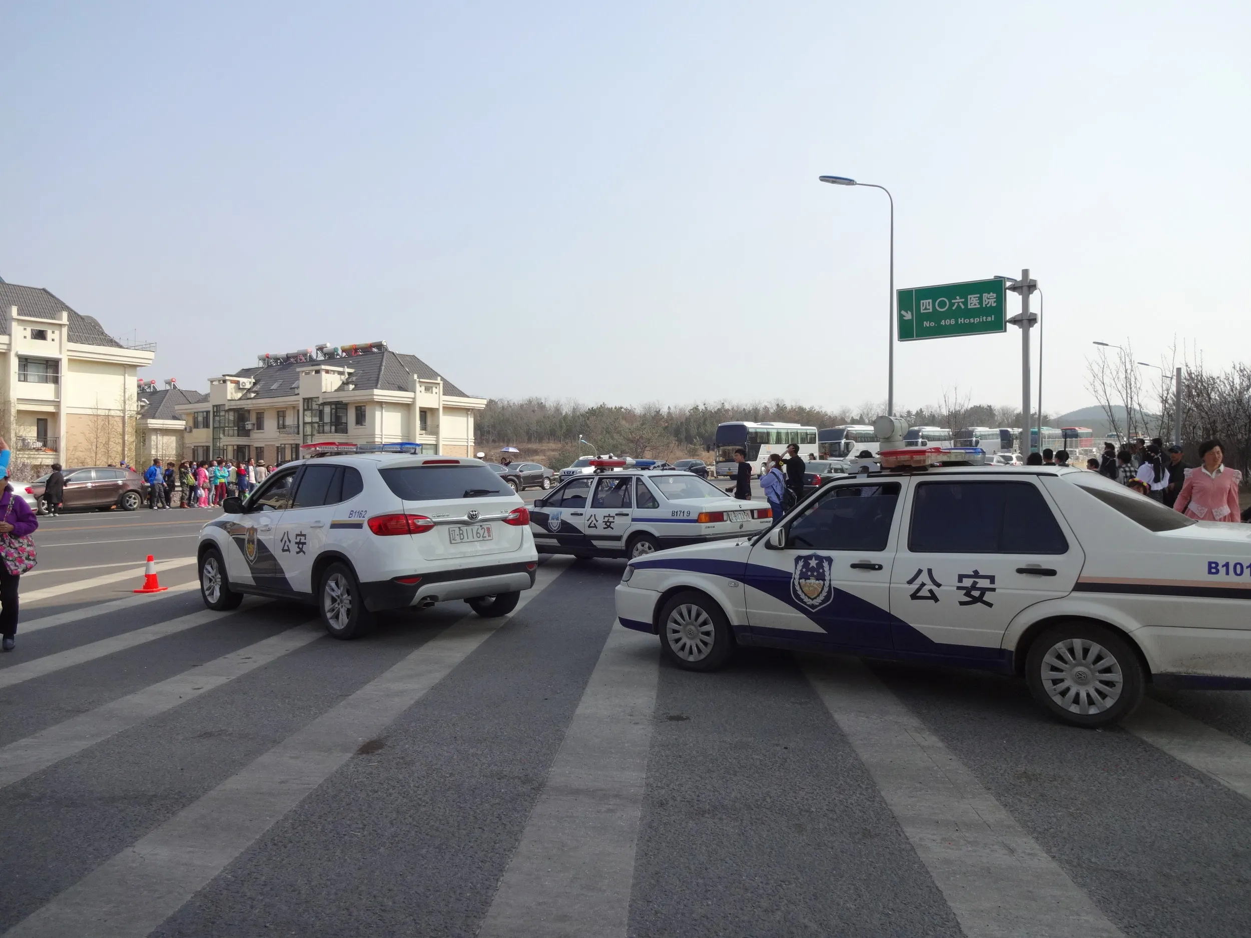 203高地付近の賑わい