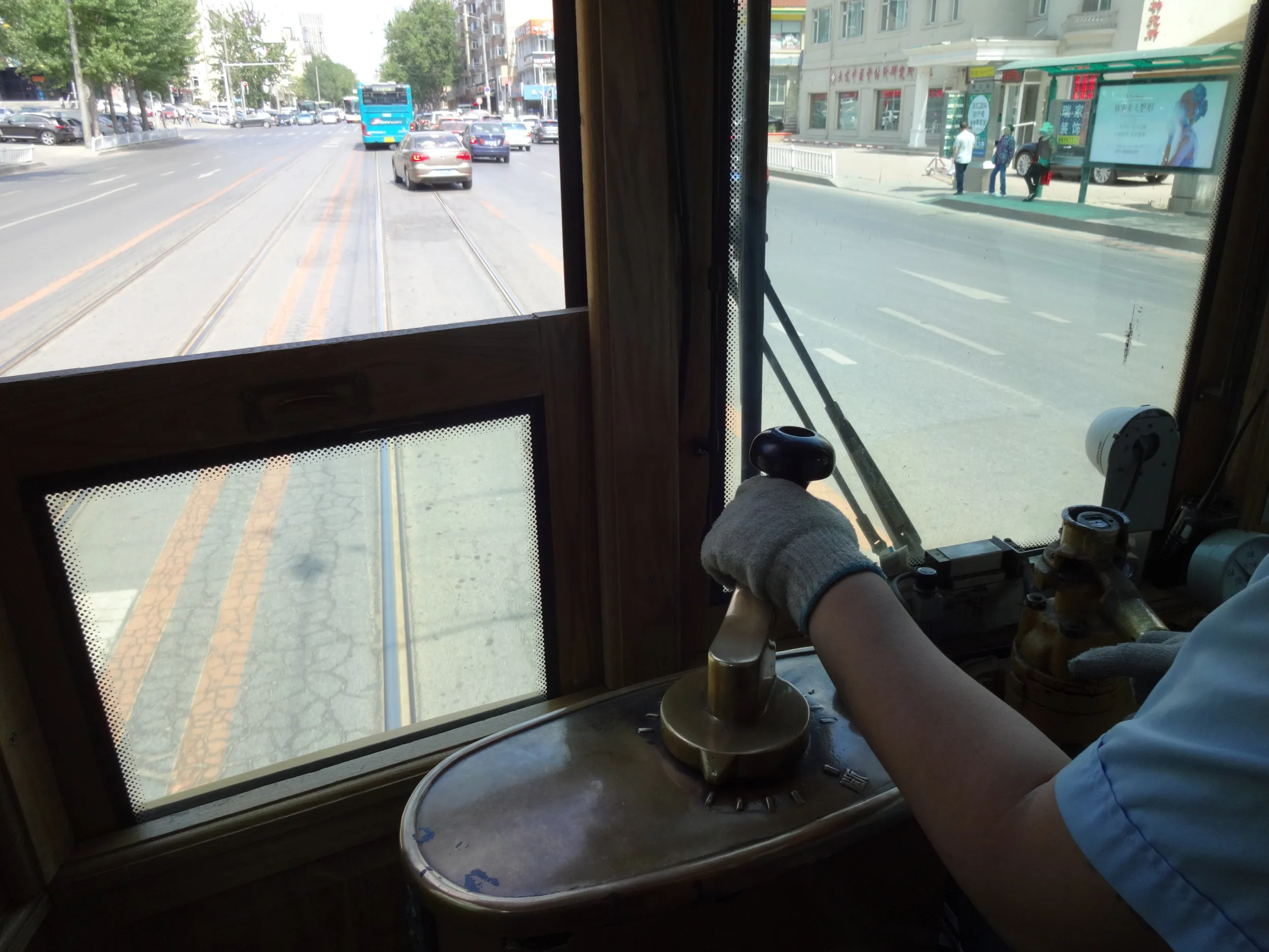 運転手さんの操作風景