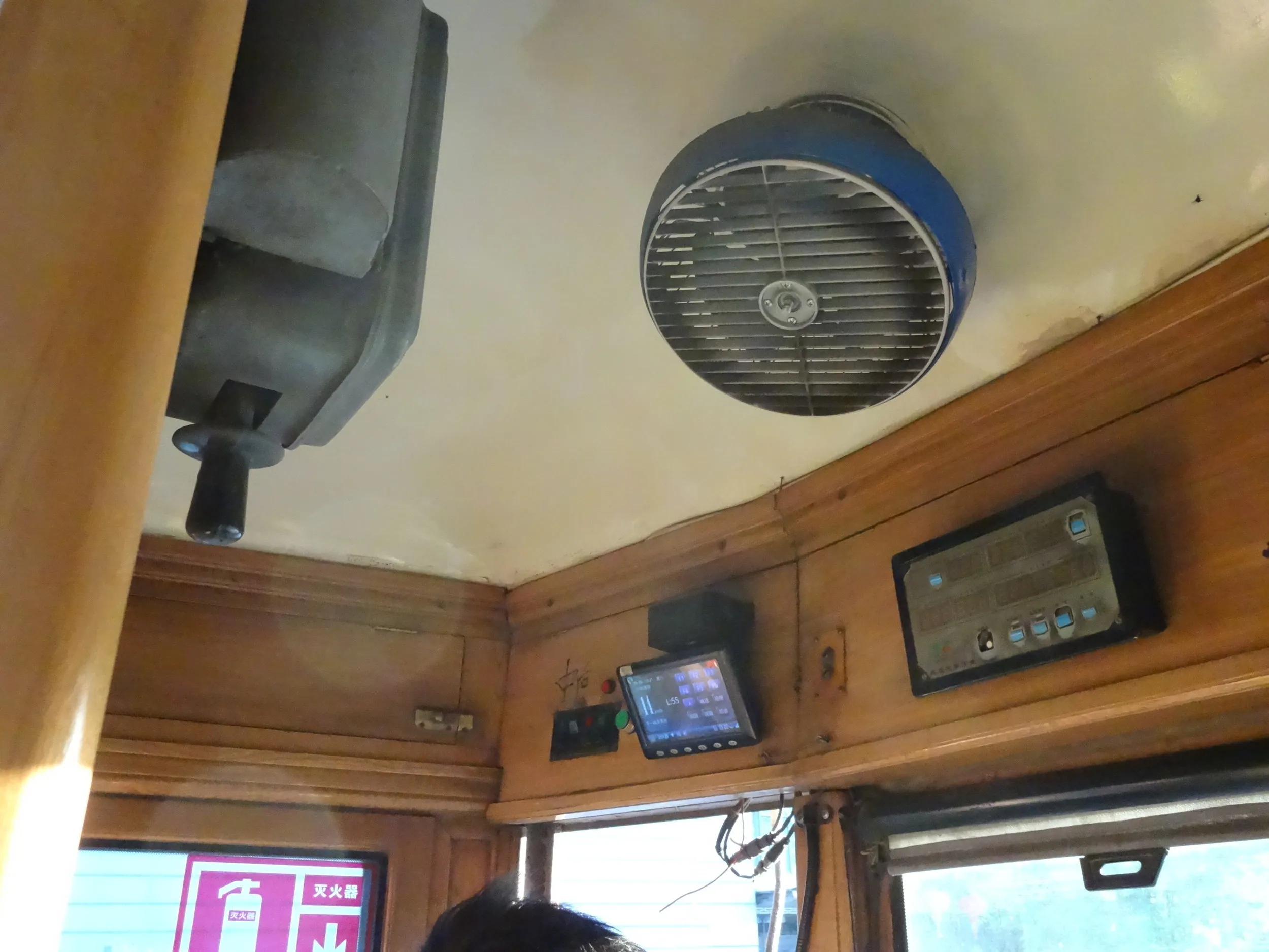 201路の路面電車に乗り鉄