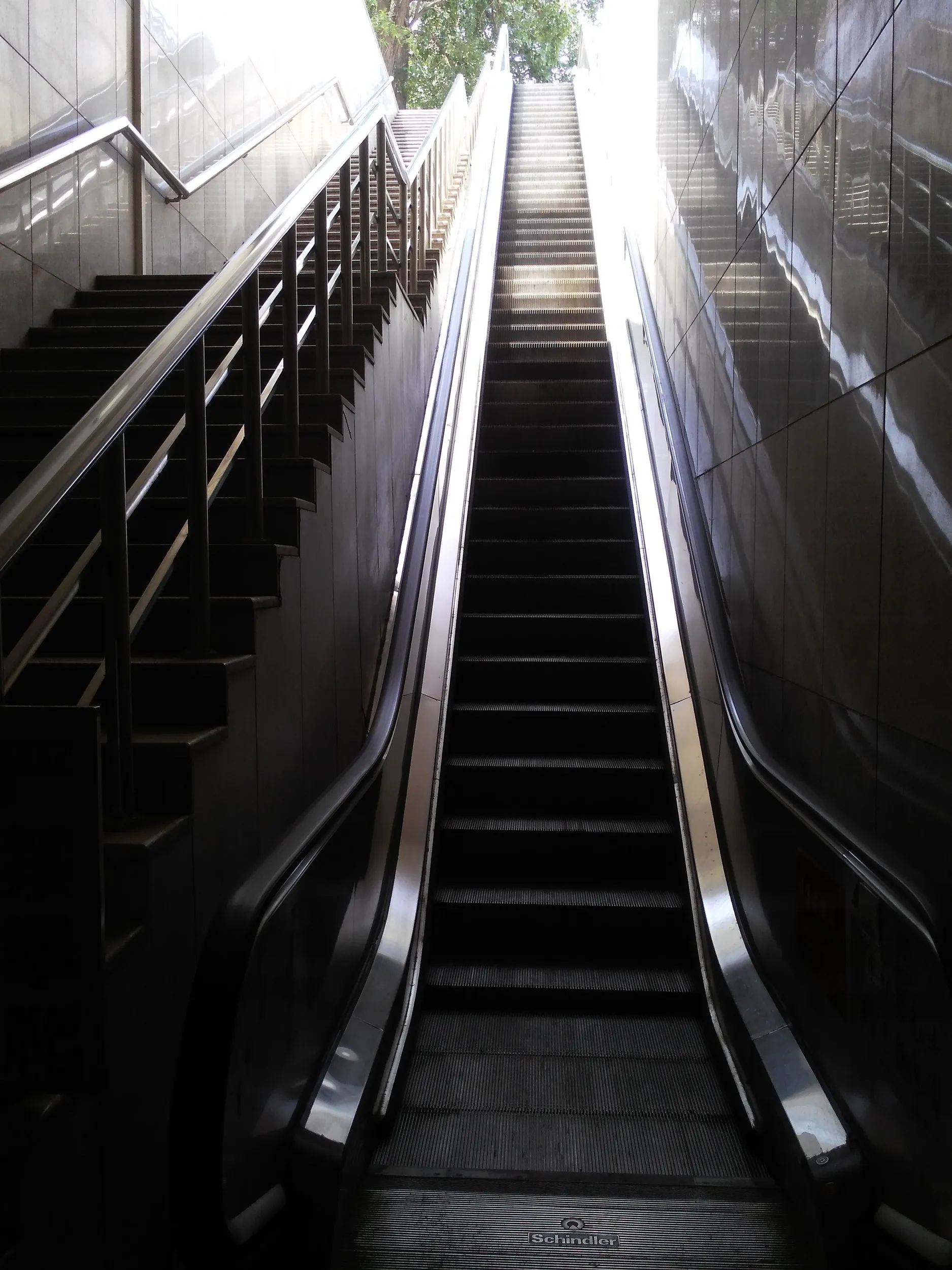 南満州工業専門学校跡へ向かう