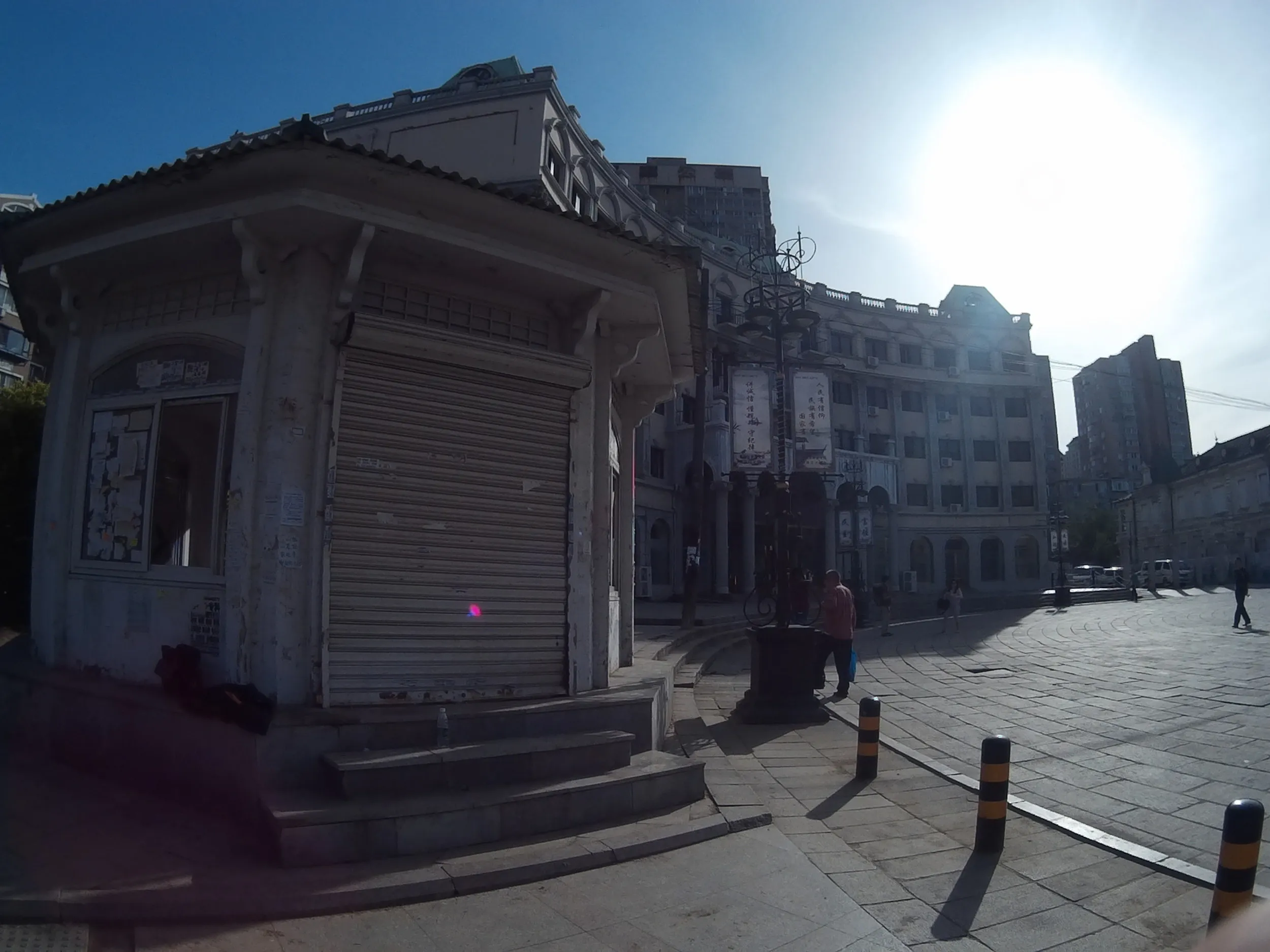 大連市政庁跡の広場