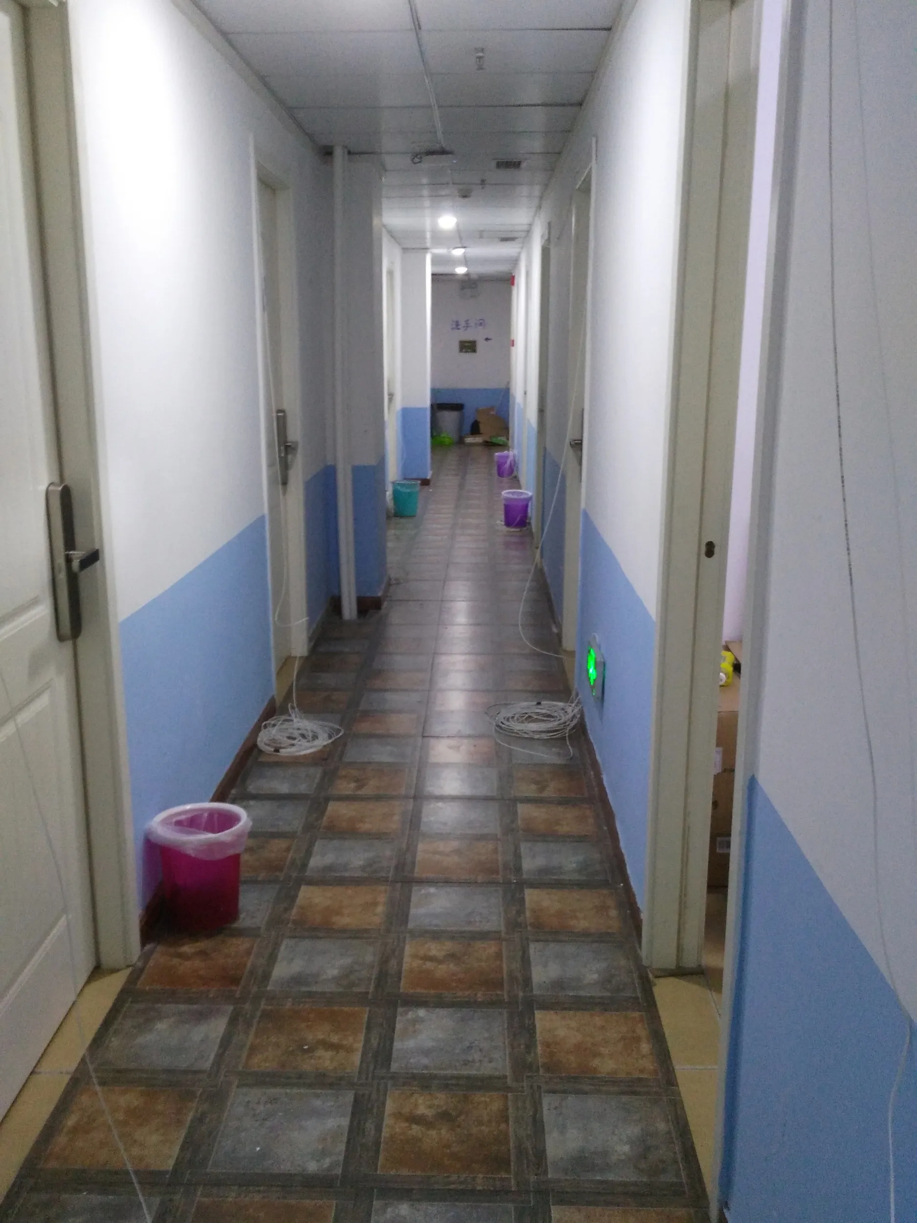 ユースホステルでのPC作業