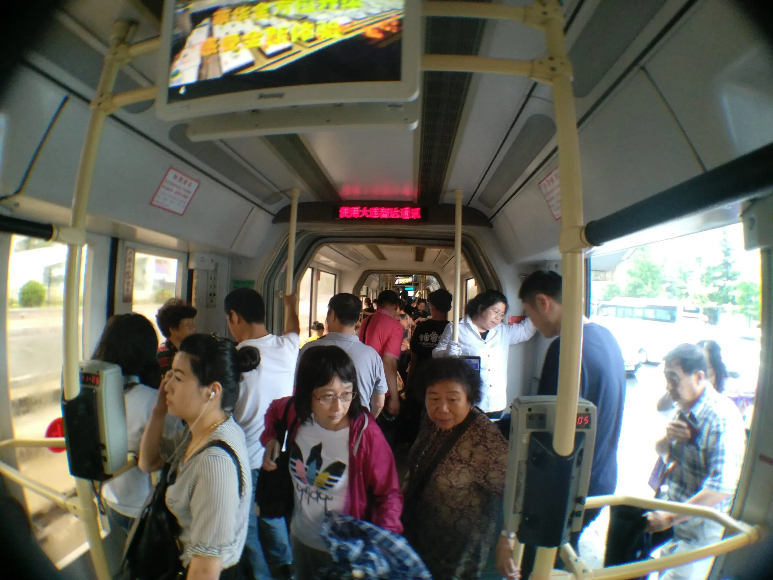 202路の路面電車