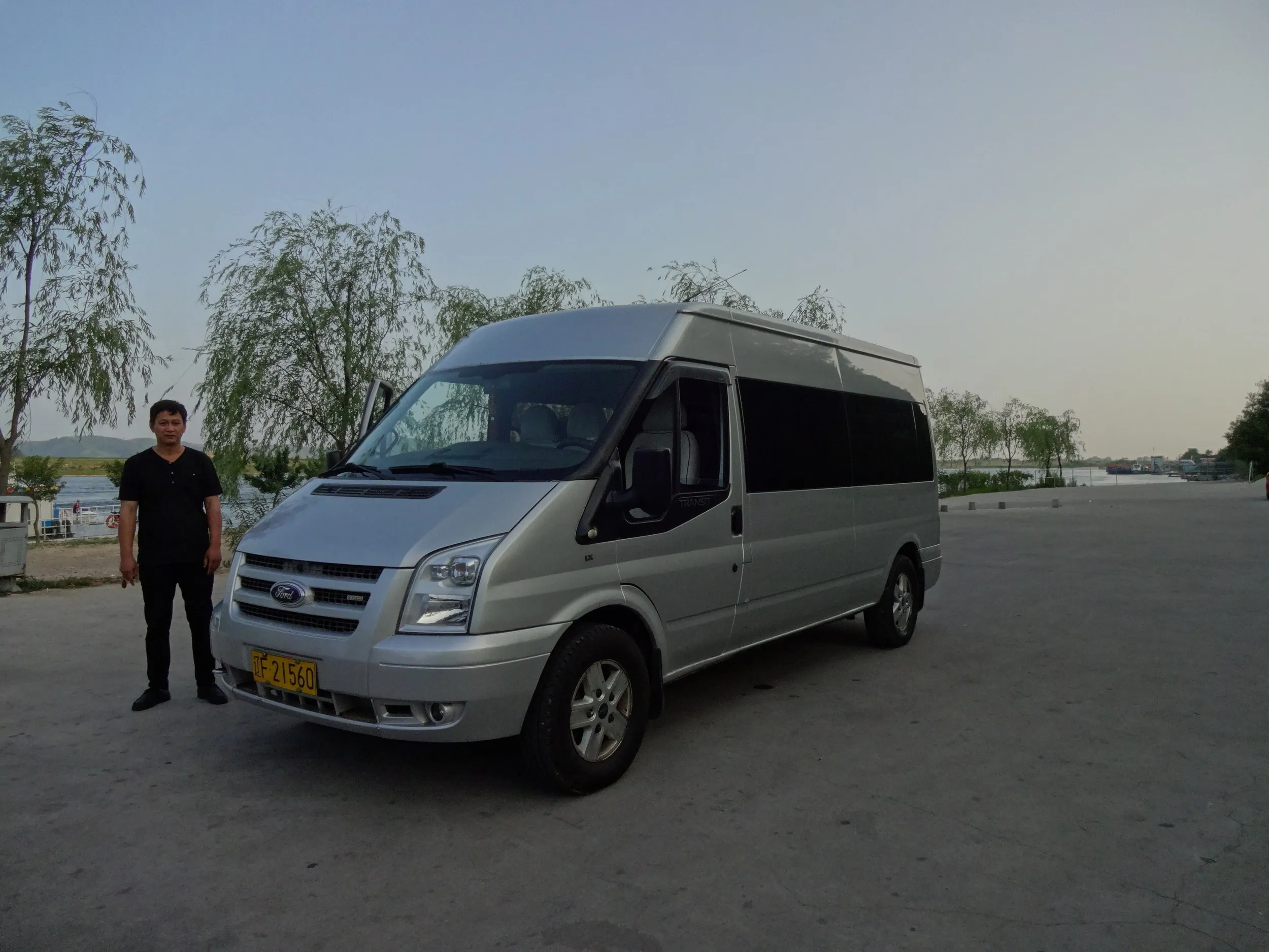 鴨緑江断橋へ戻る