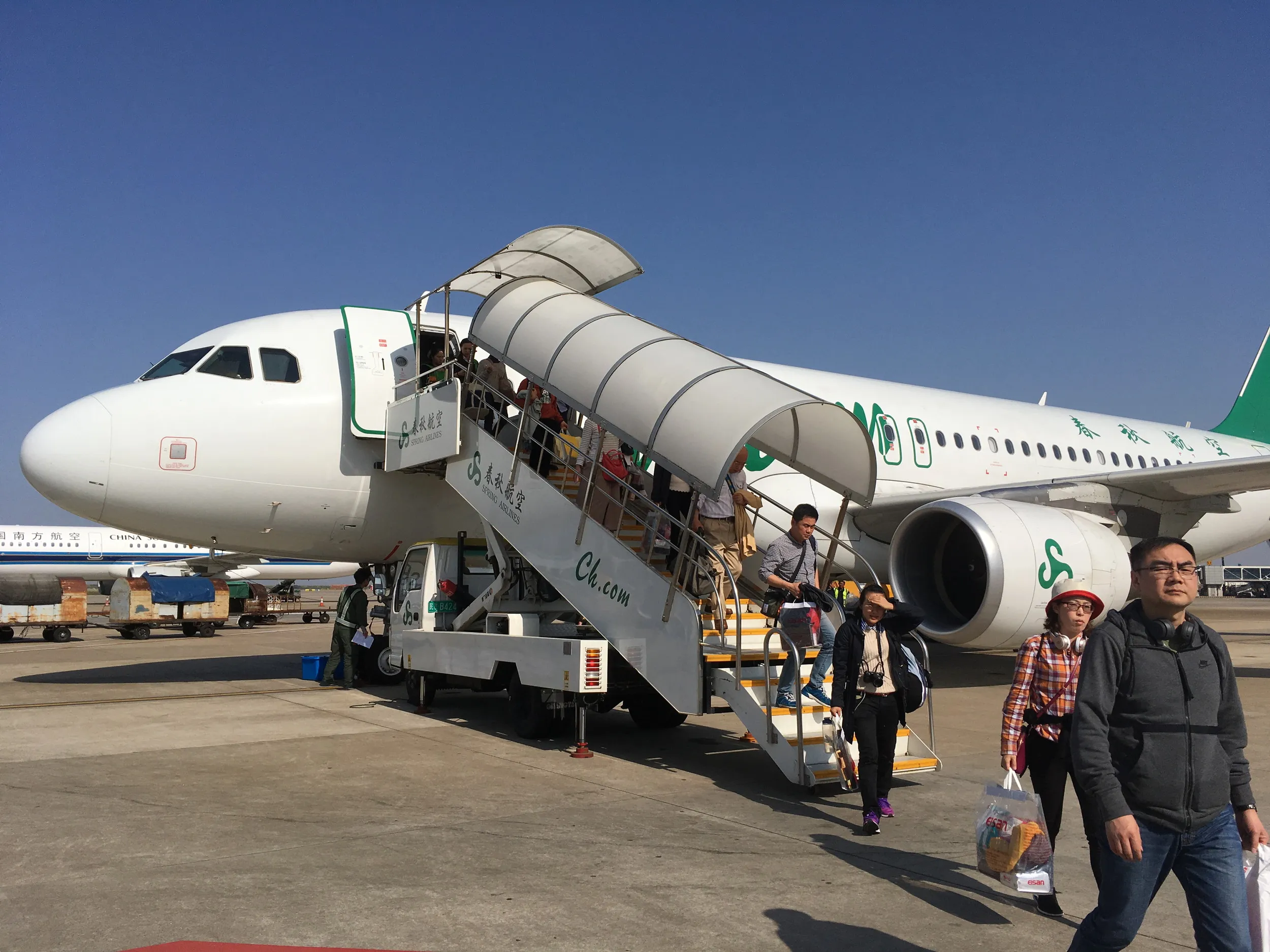 上海浦東国際空港に到着