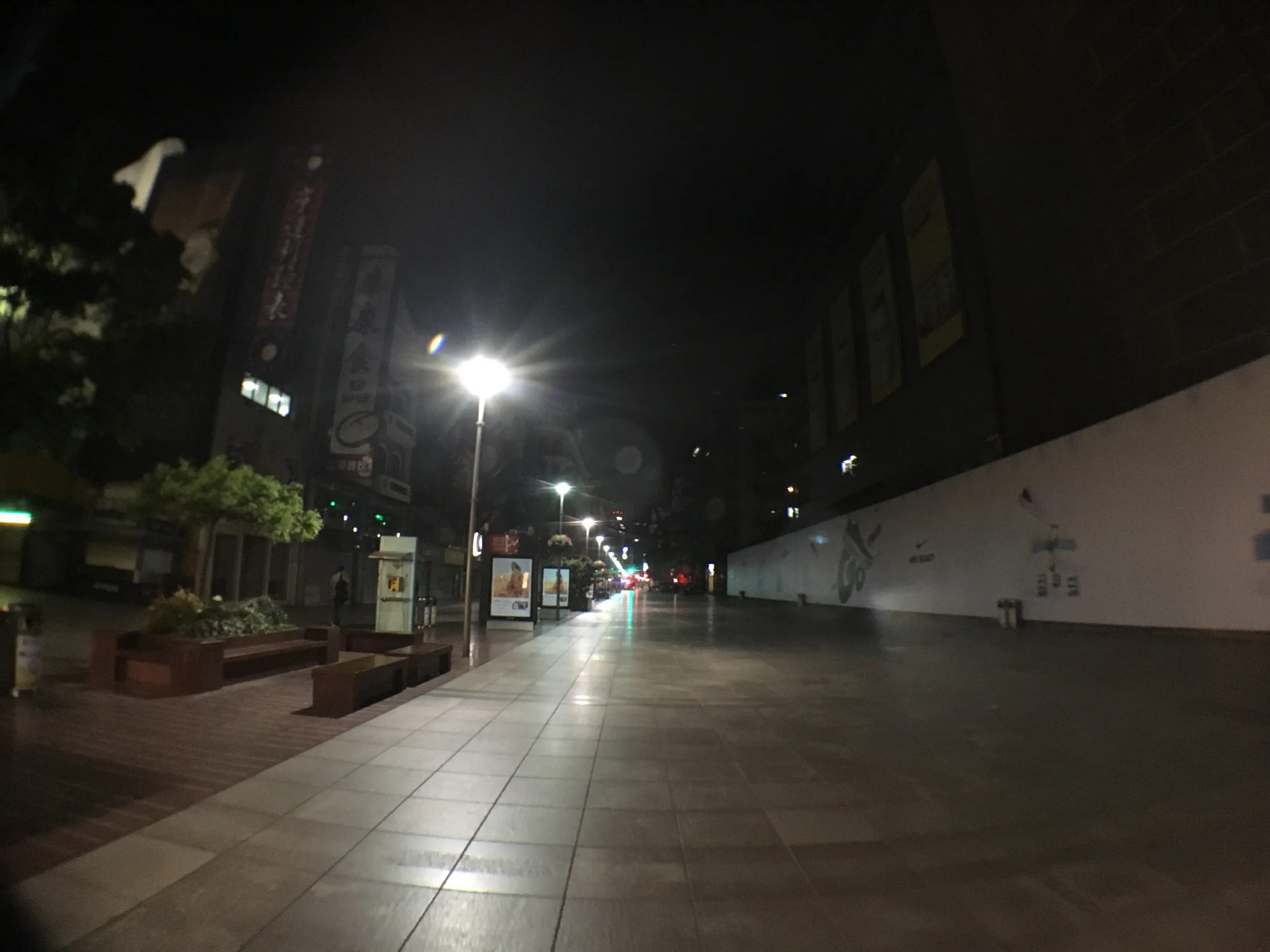 夜の南京東路