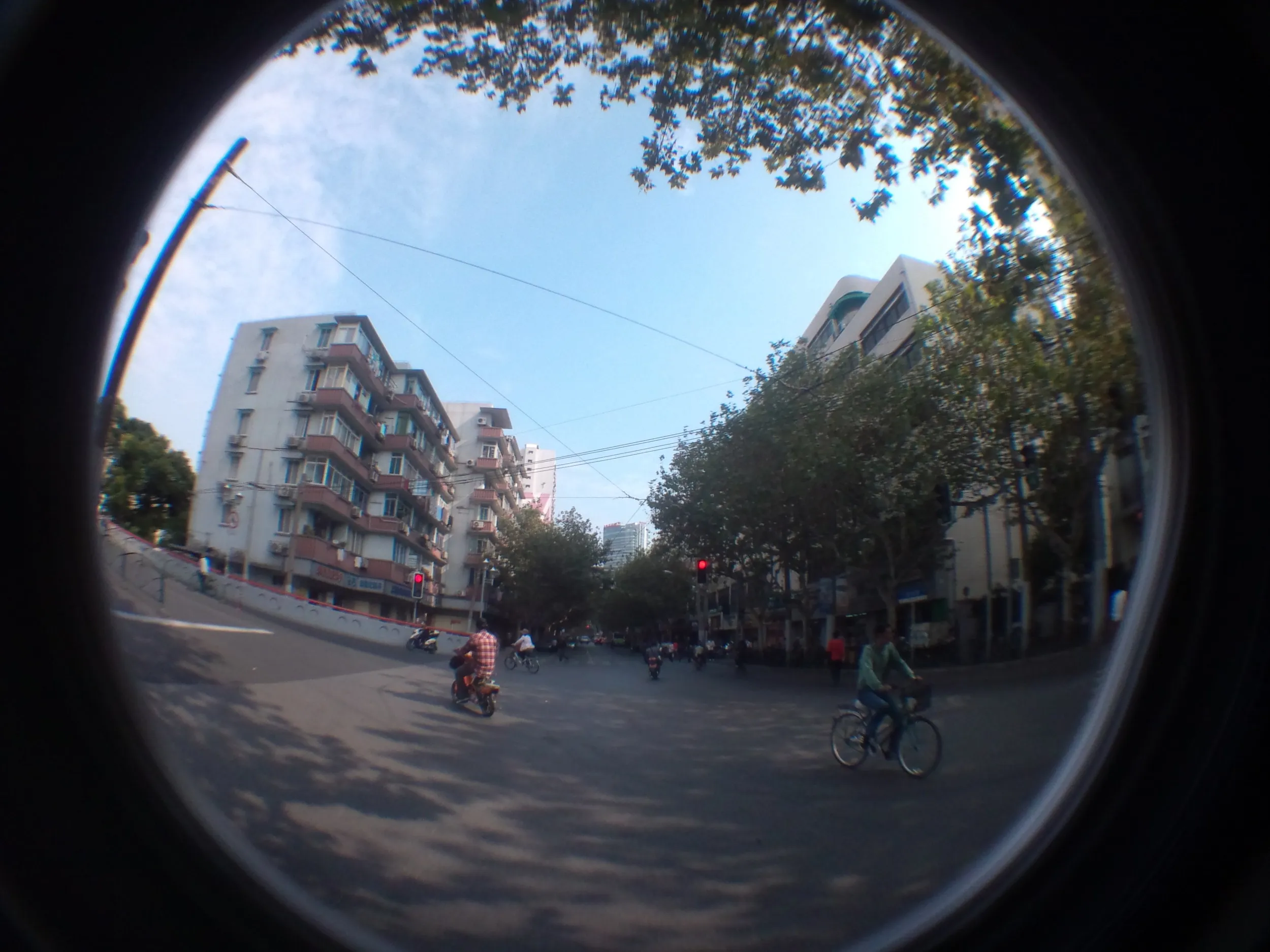 新閘路駅付近の風景