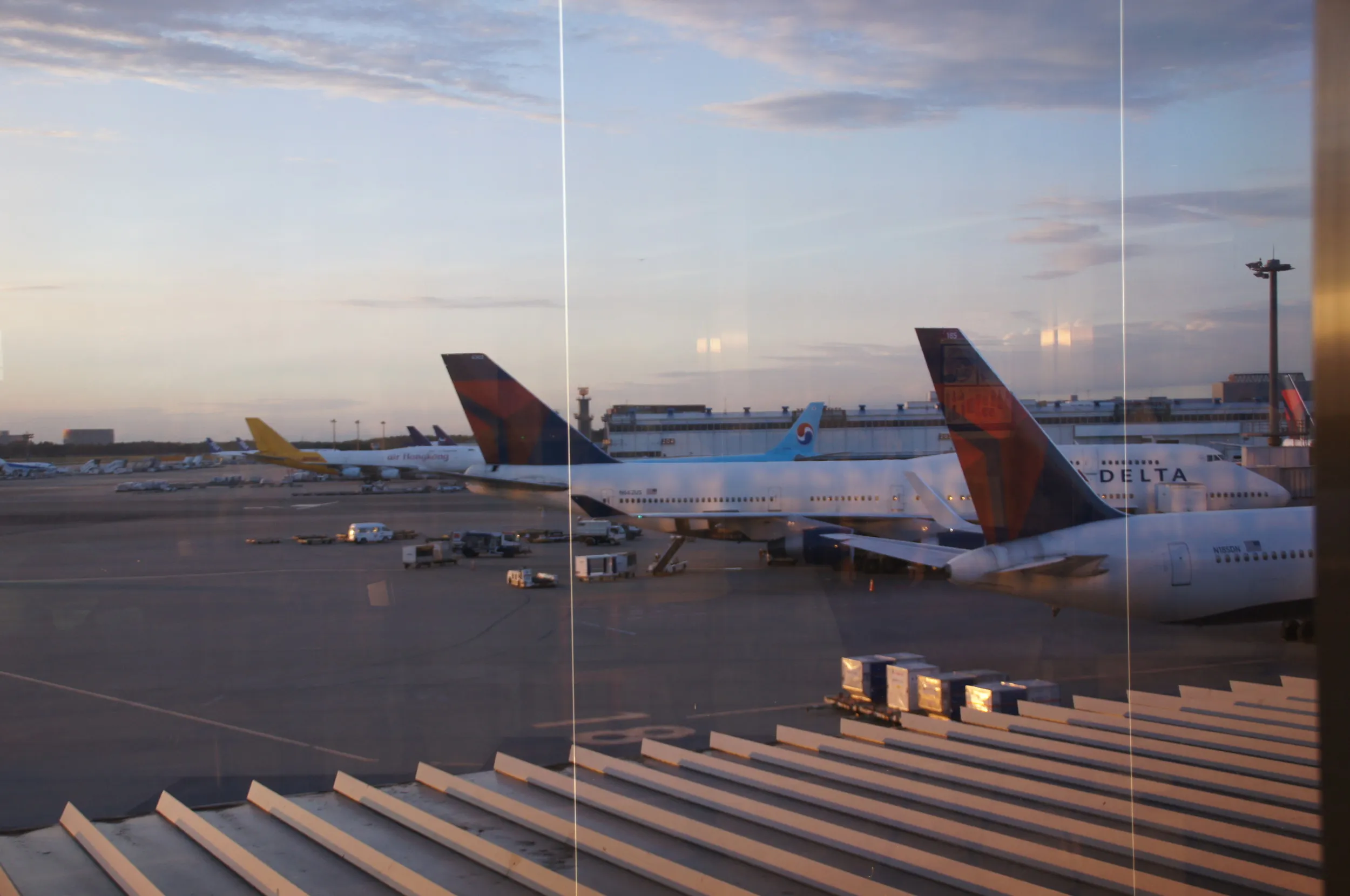 成田空港から飛行機を撮影
