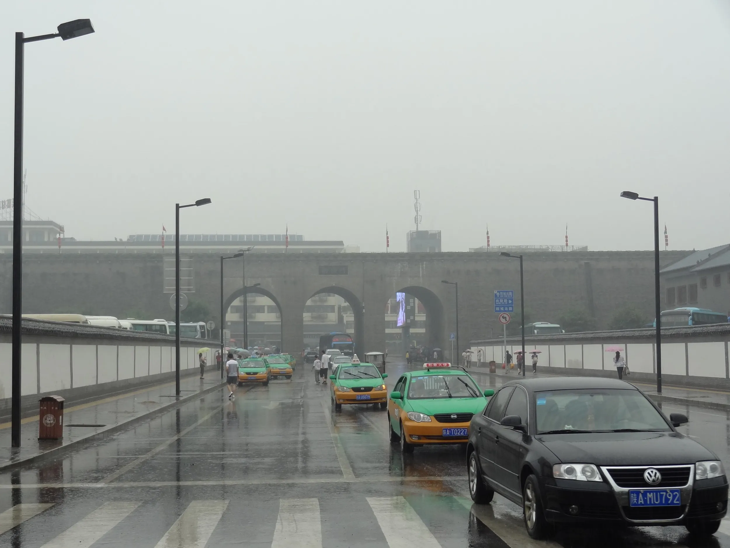 西安城壁 尚倫門付近