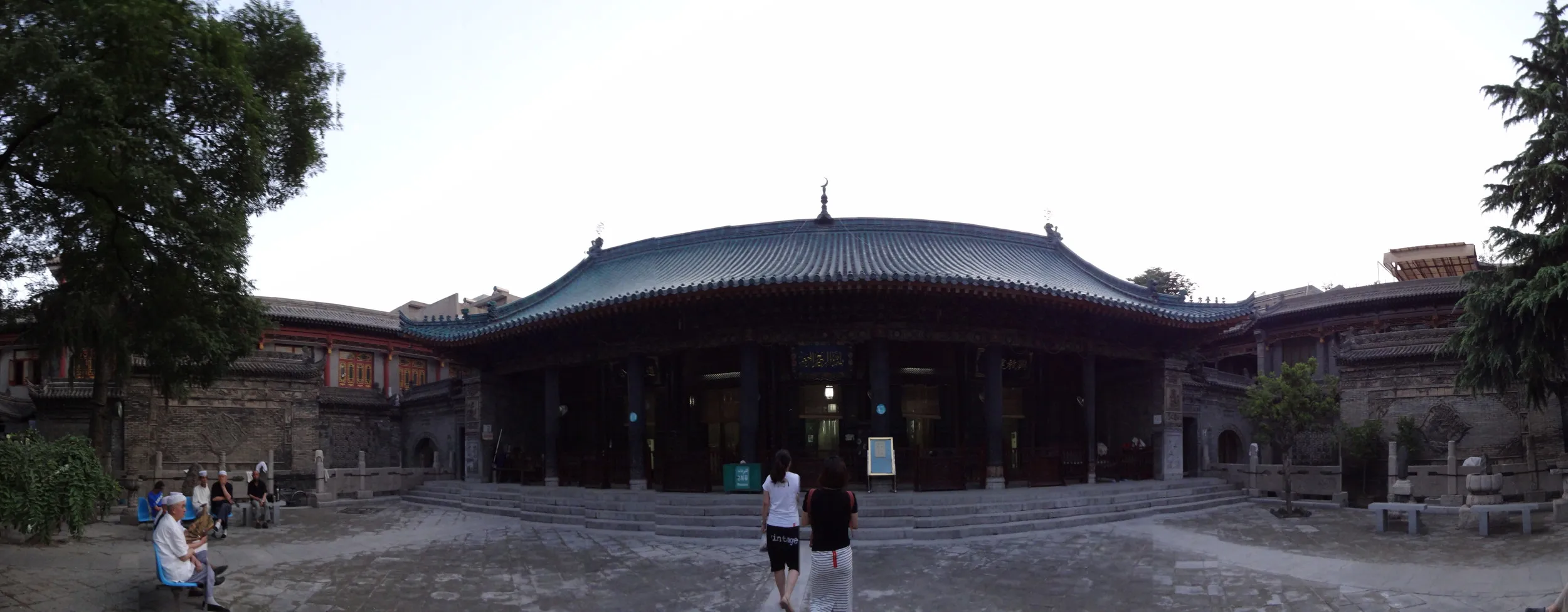 礼拝堂周辺のパノラマ写真