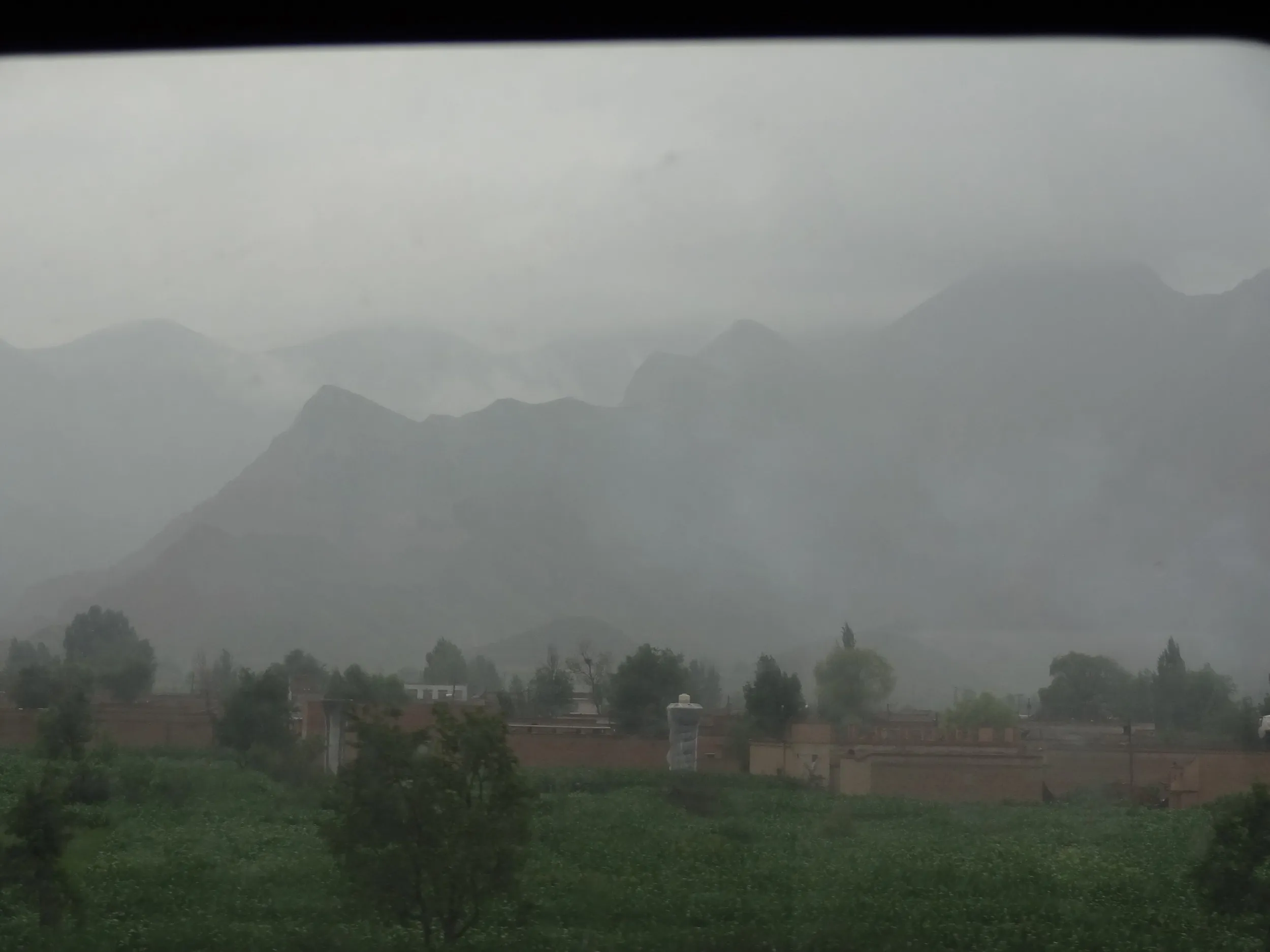 列車からの車窓風景