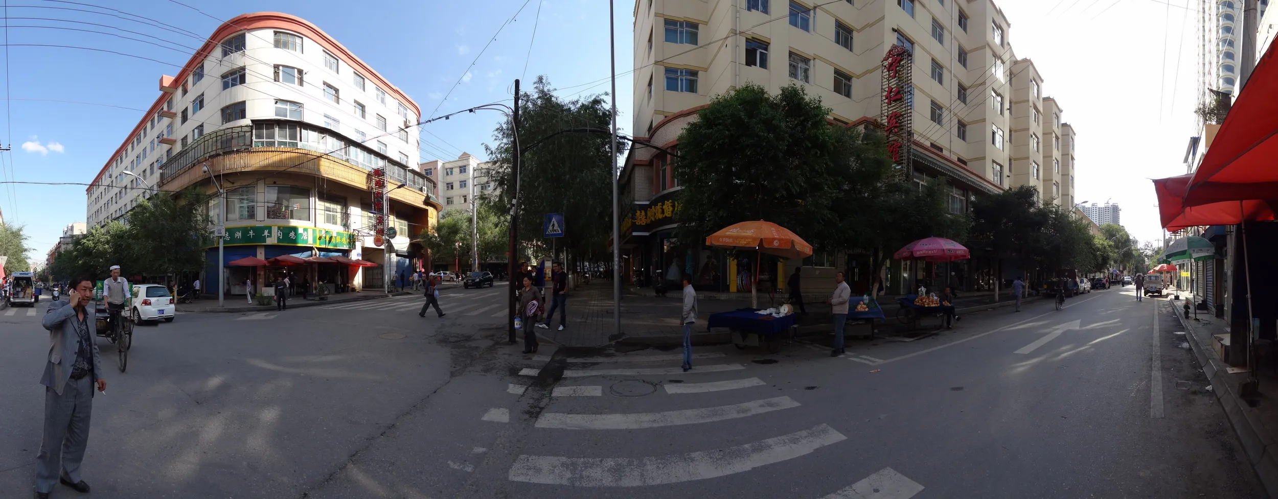 南小街のパノラマ写真