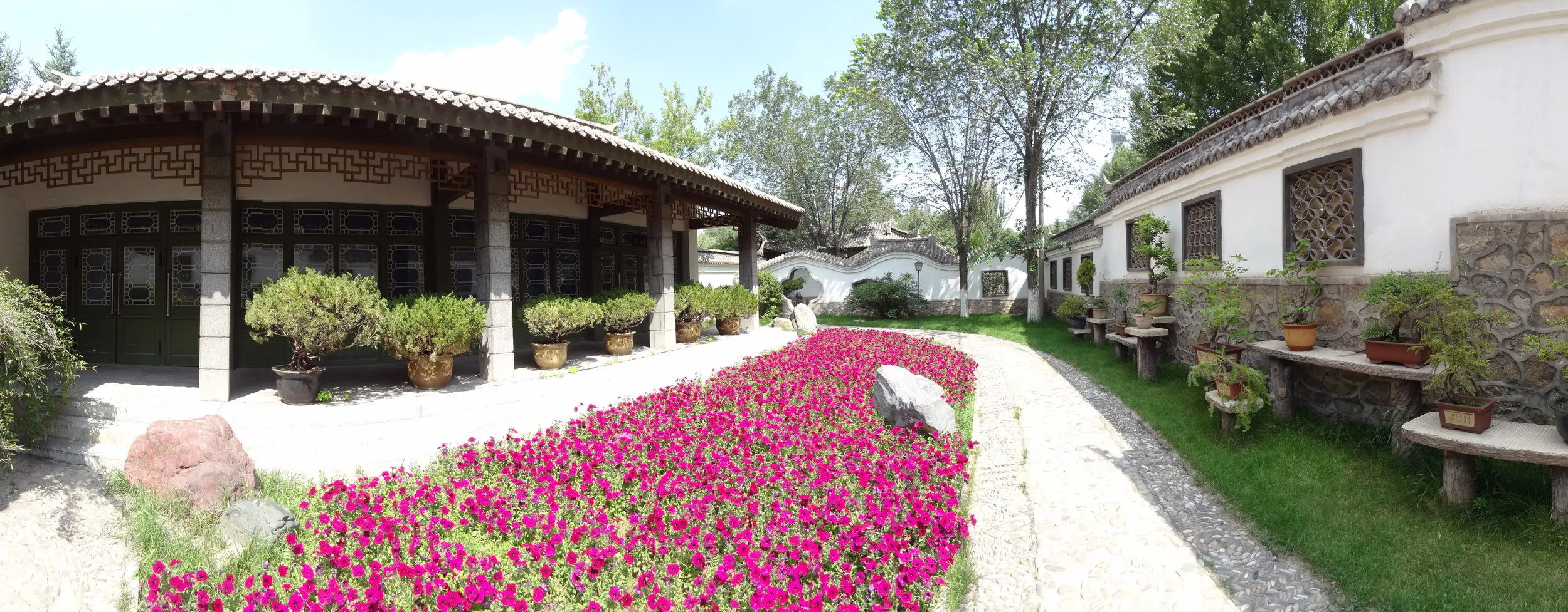 盆景園のパノラマ写真