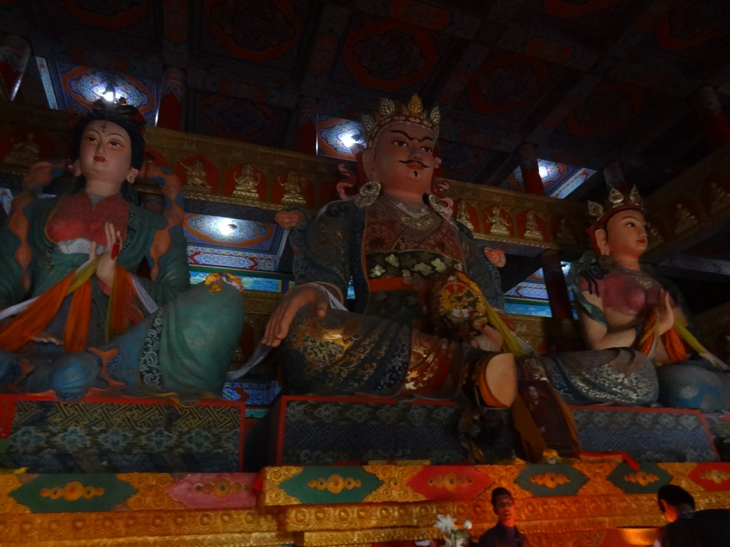 適当さが漂う仏像