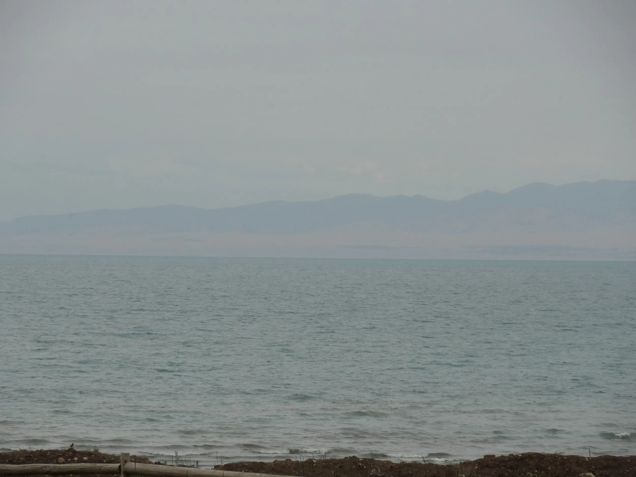 二郎剣景観区から眺めた青海湖