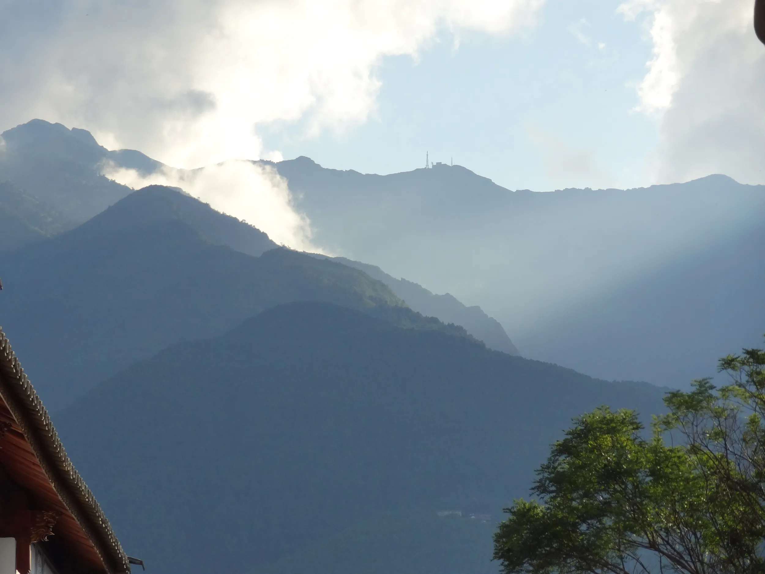 大理古城から見た蒼山