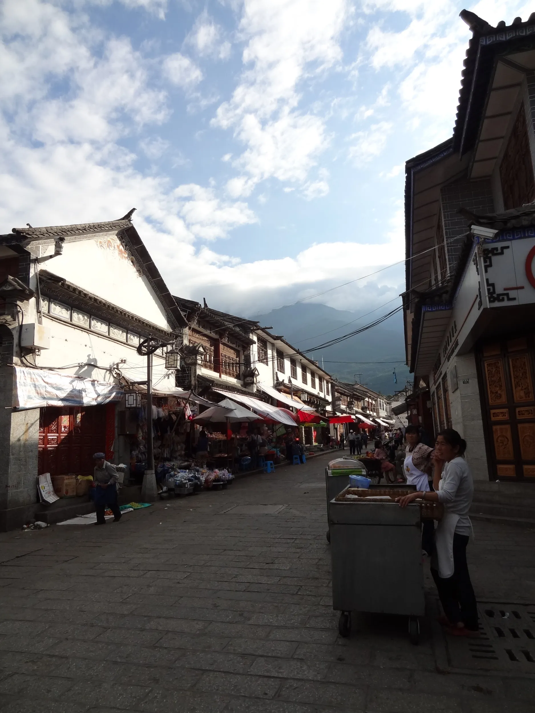 大理古城の復興路