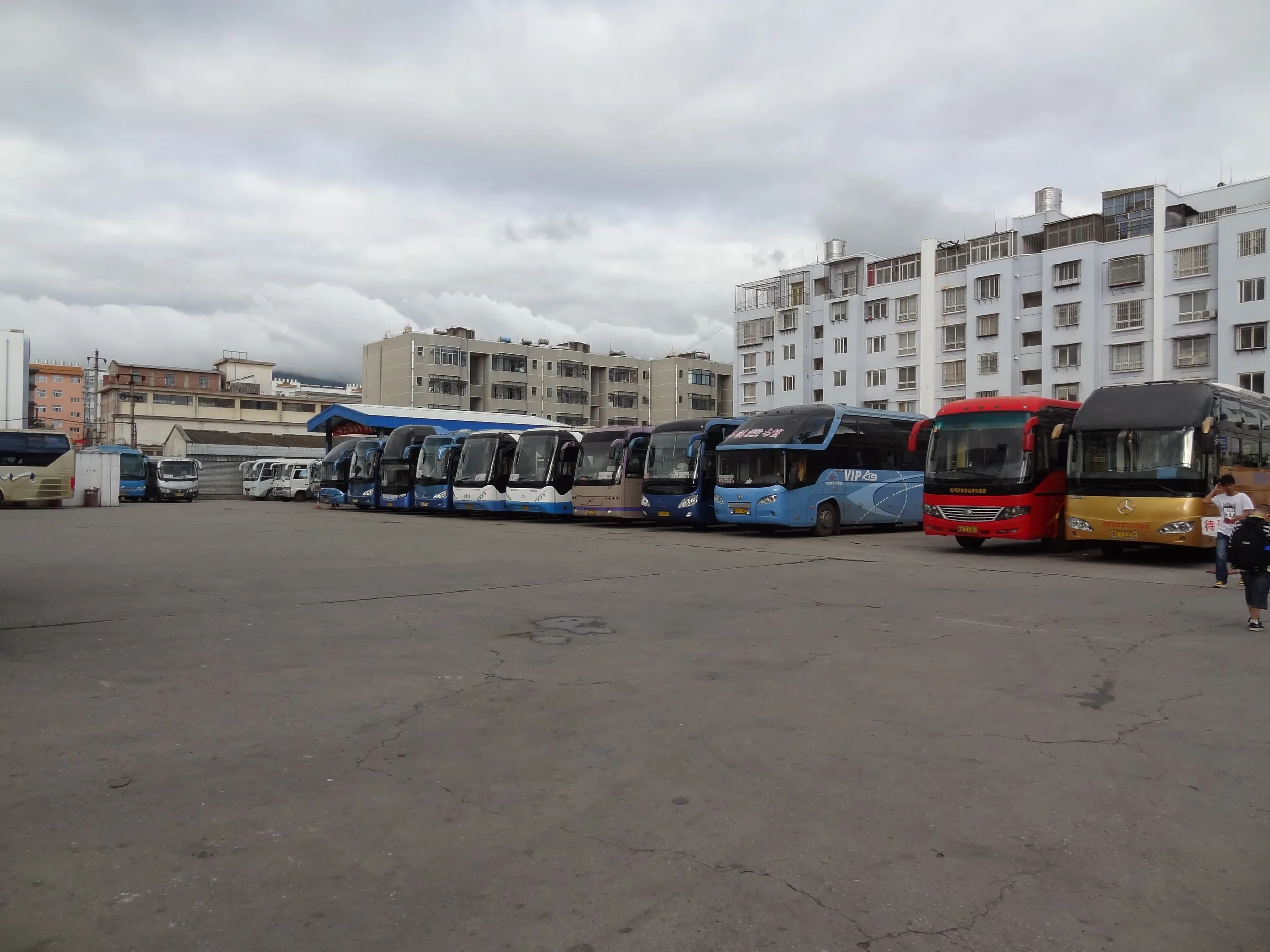 成都の城北汽車站の中