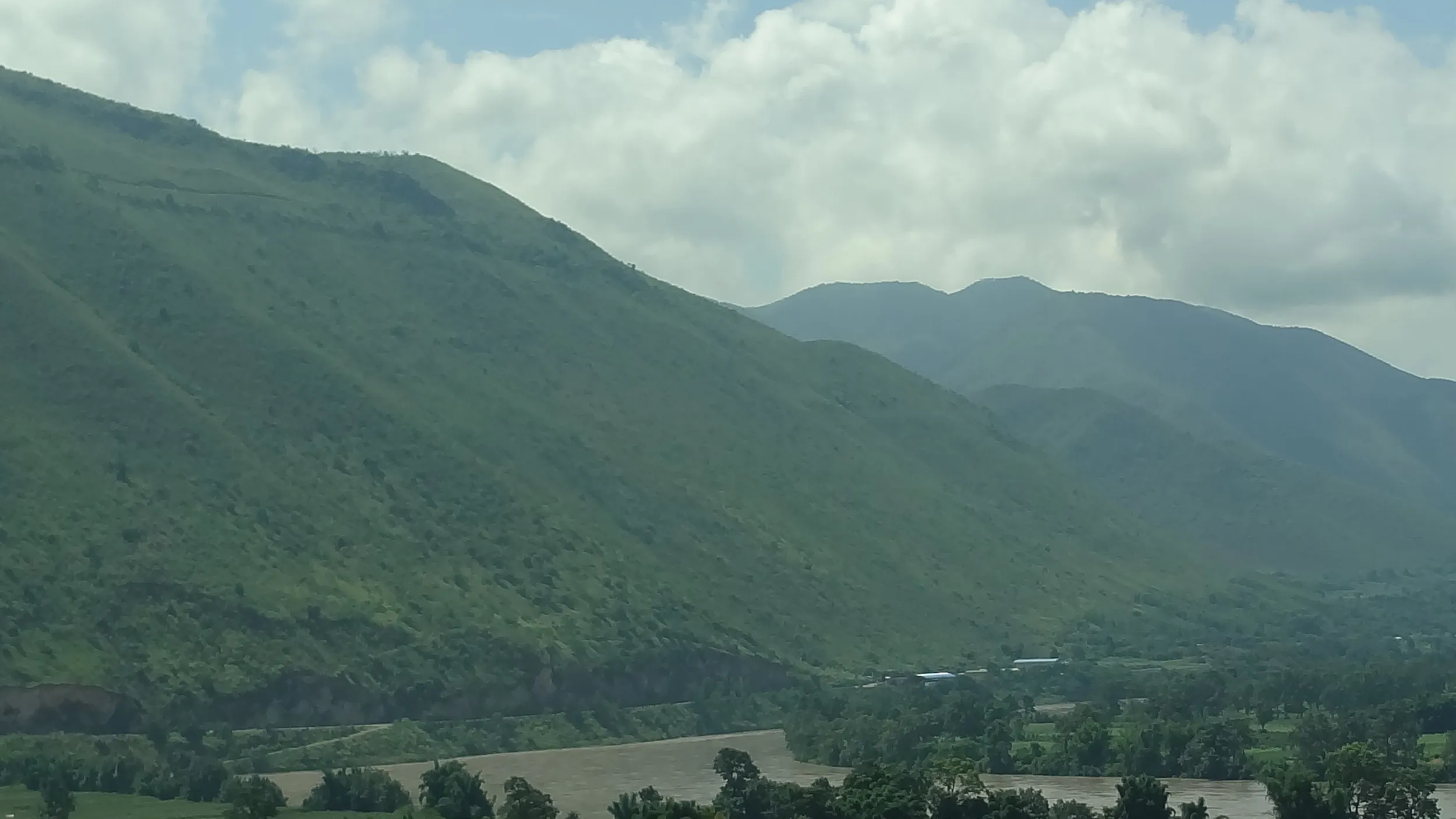 保山市郊外の風景