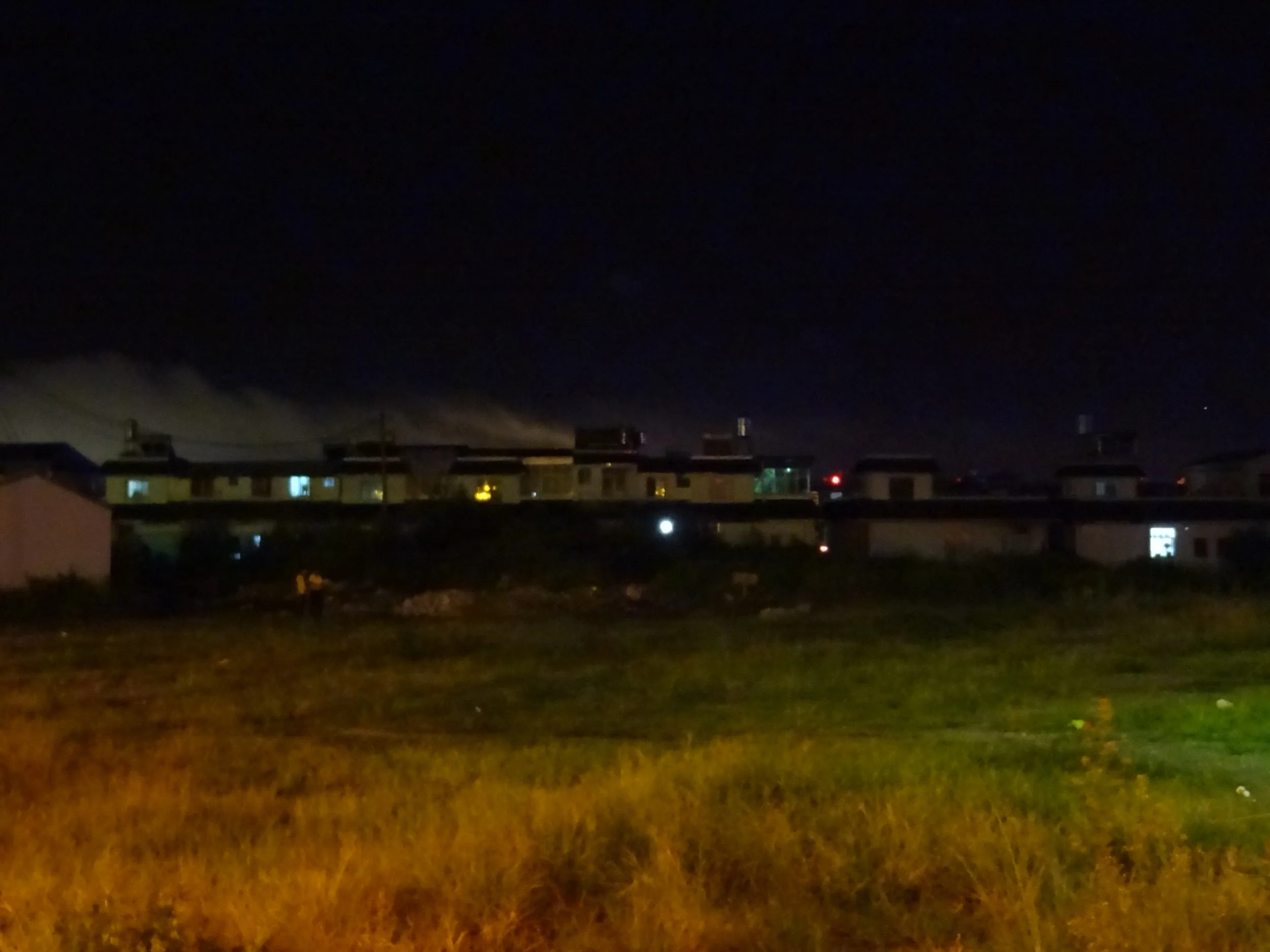 ビジネスホテル傍の夜景