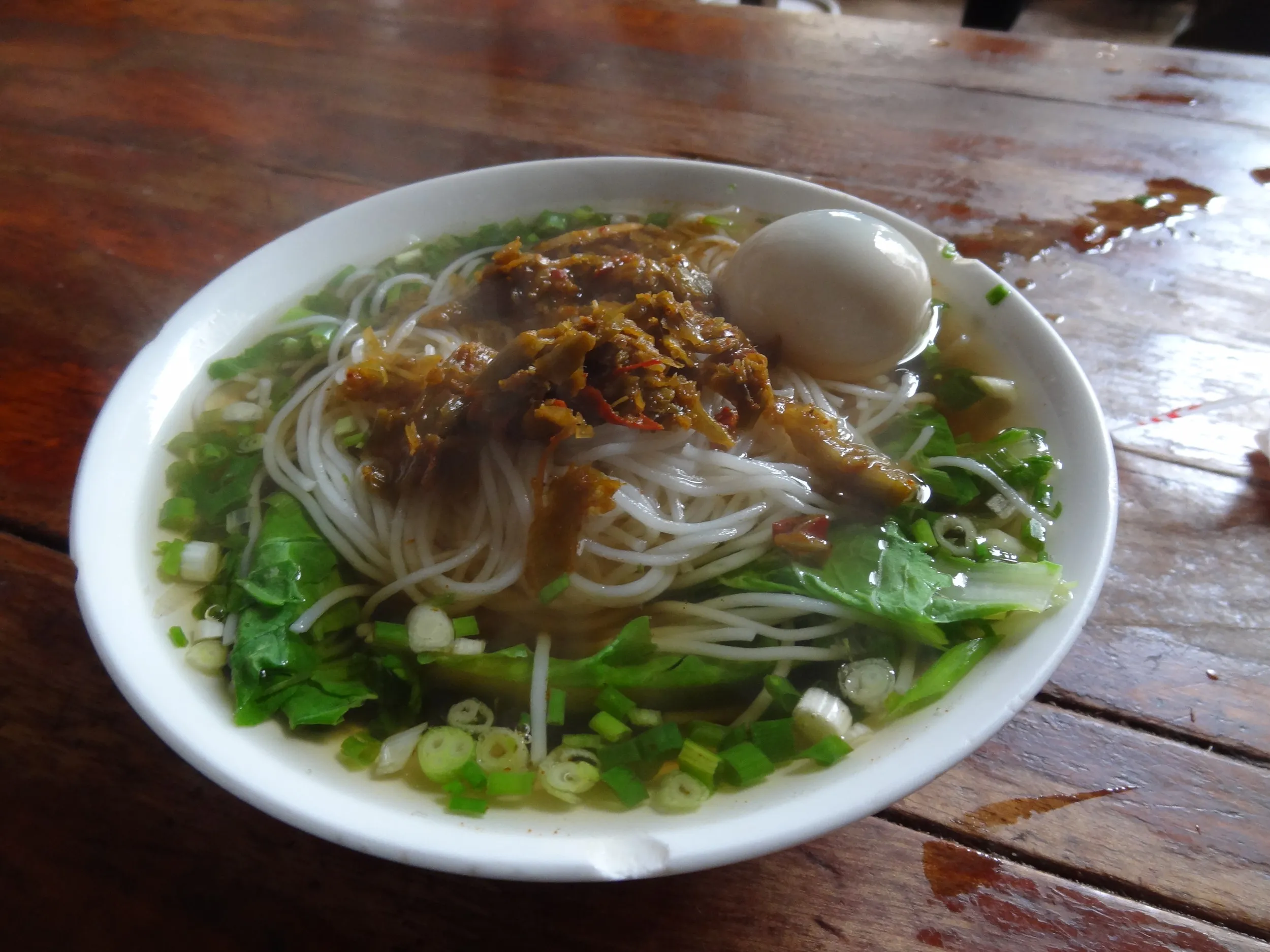 瑞麗で食べた素面